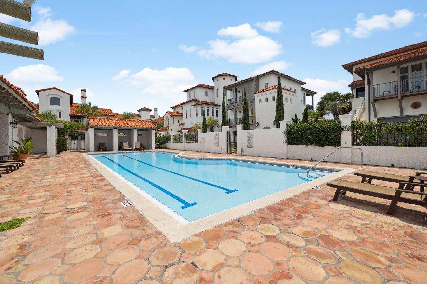 5055 W County Hwy 30A, 1010