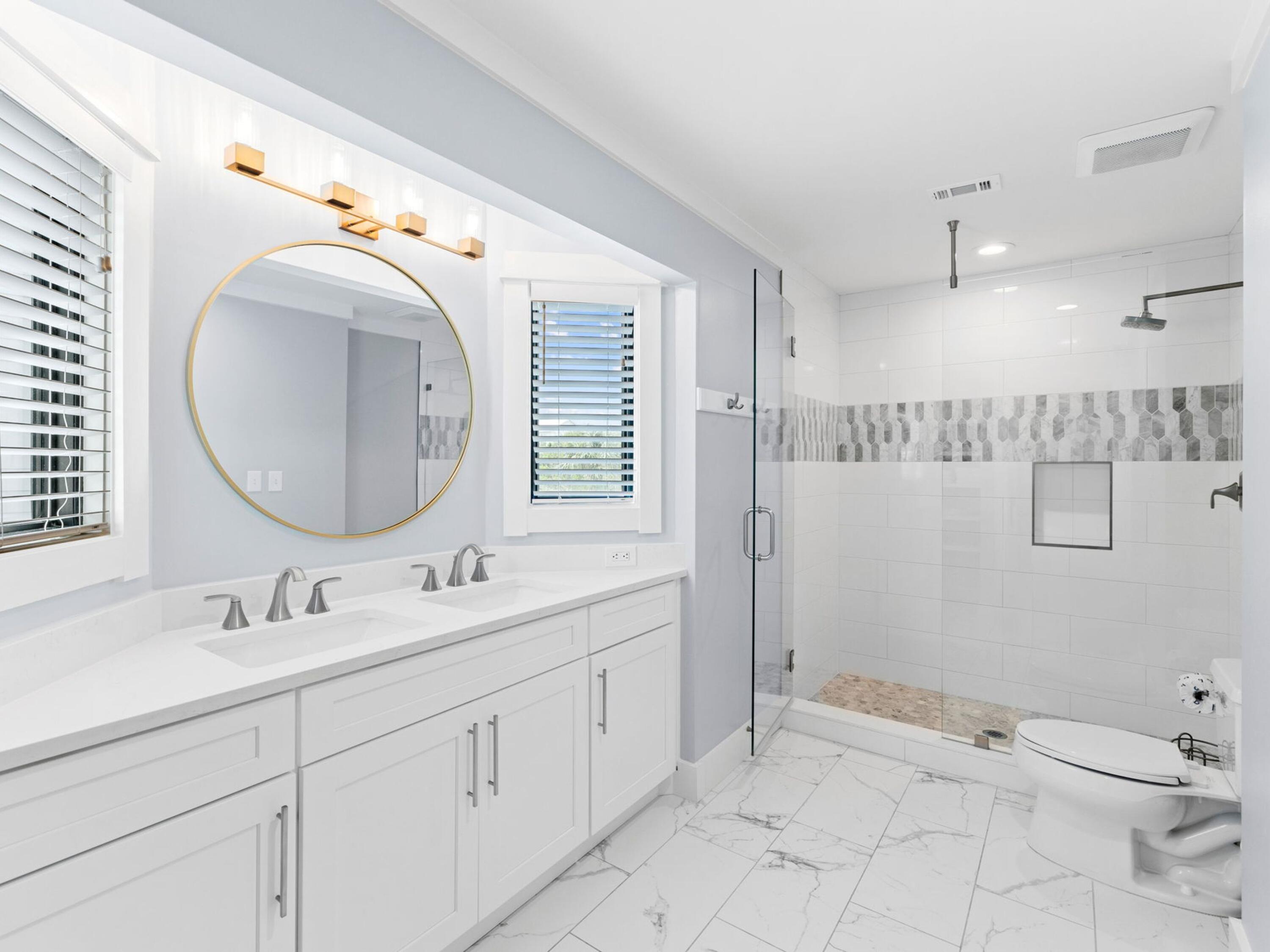 3153 E Scenic Highway, 98