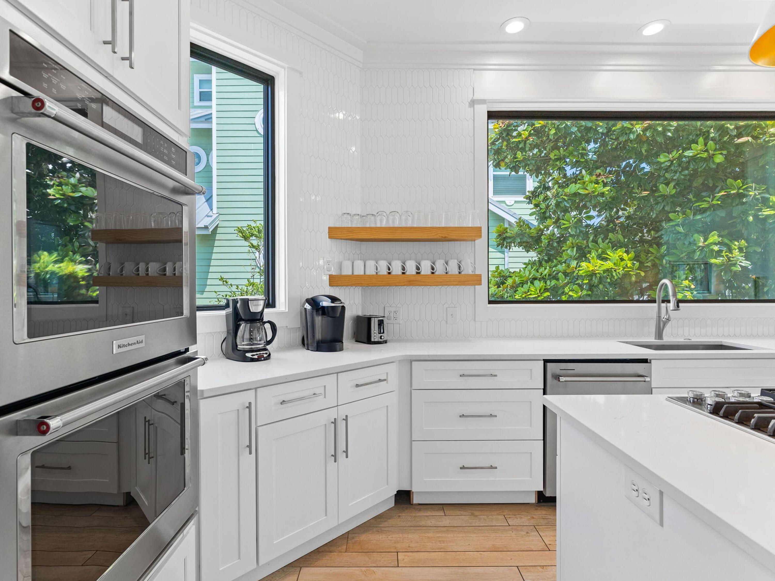 3153 E Scenic Highway, 98