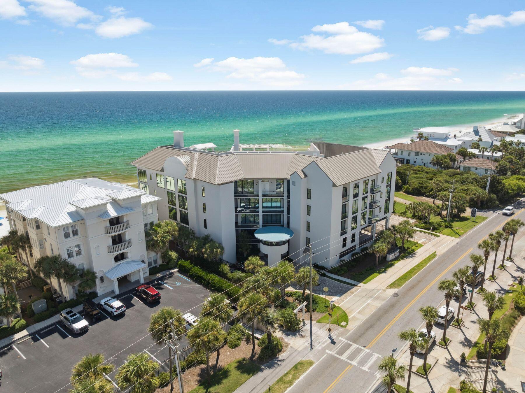 4463 W County Hwy 30A, 400