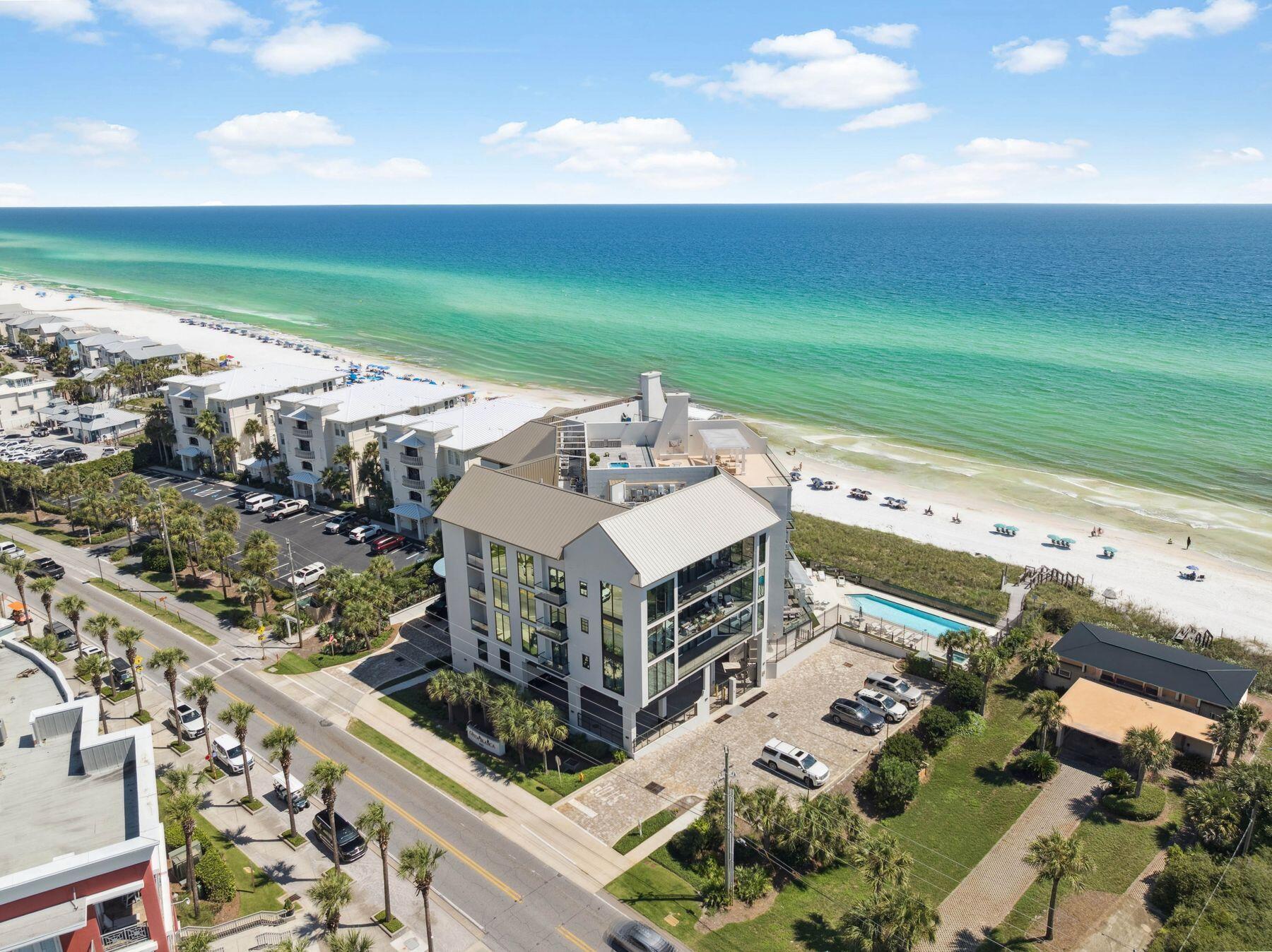 4463 W County Hwy 30A, 400