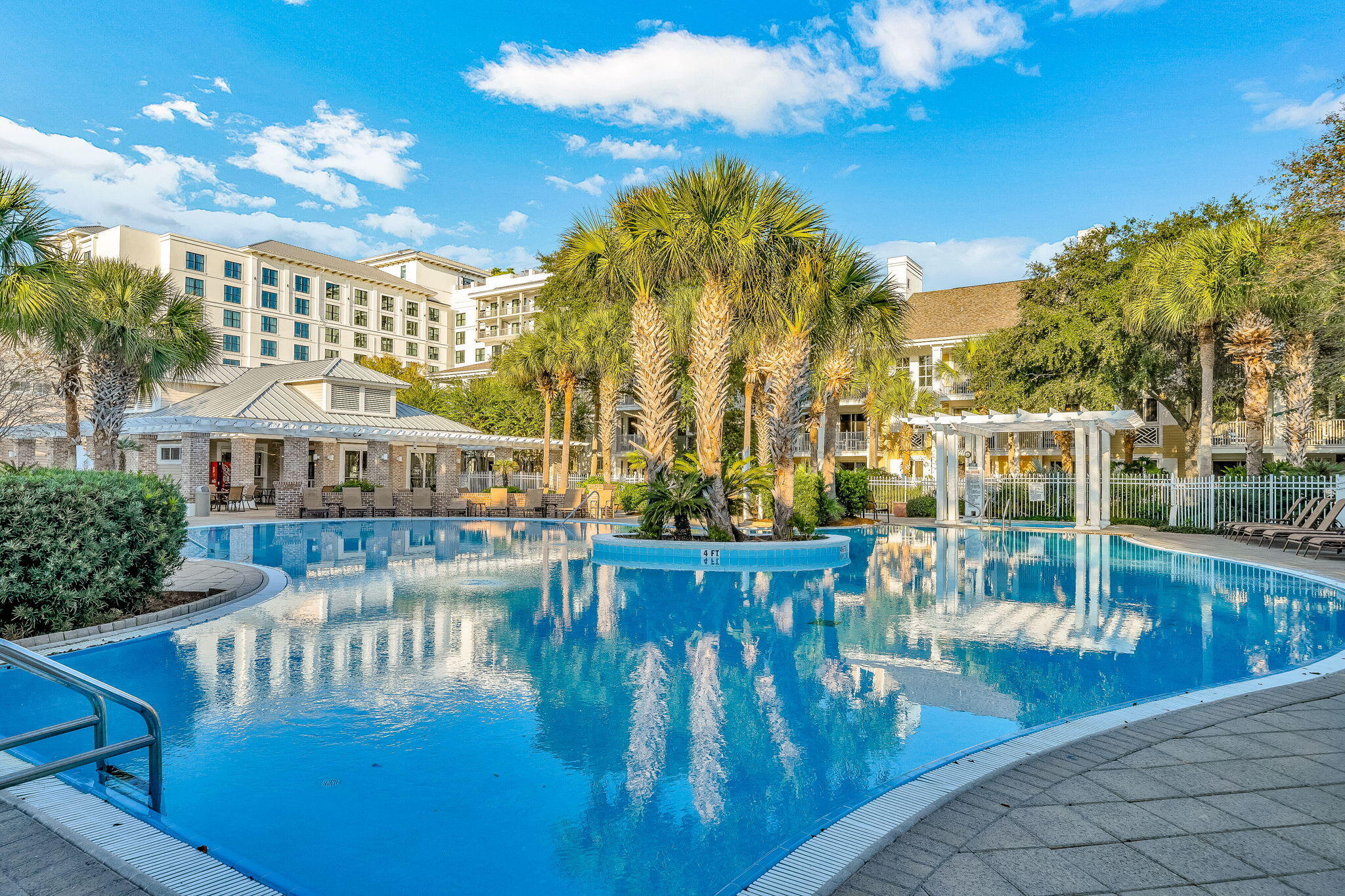 9200 Baytowne Wharf Boulevard, 349