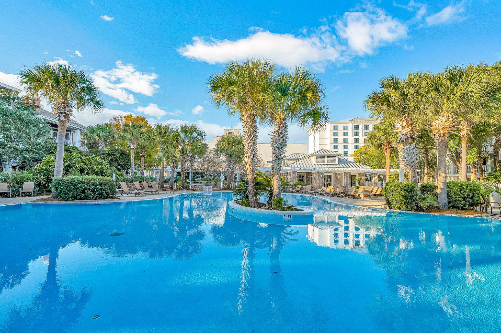 9200 Baytowne Wharf Boulevard, 349