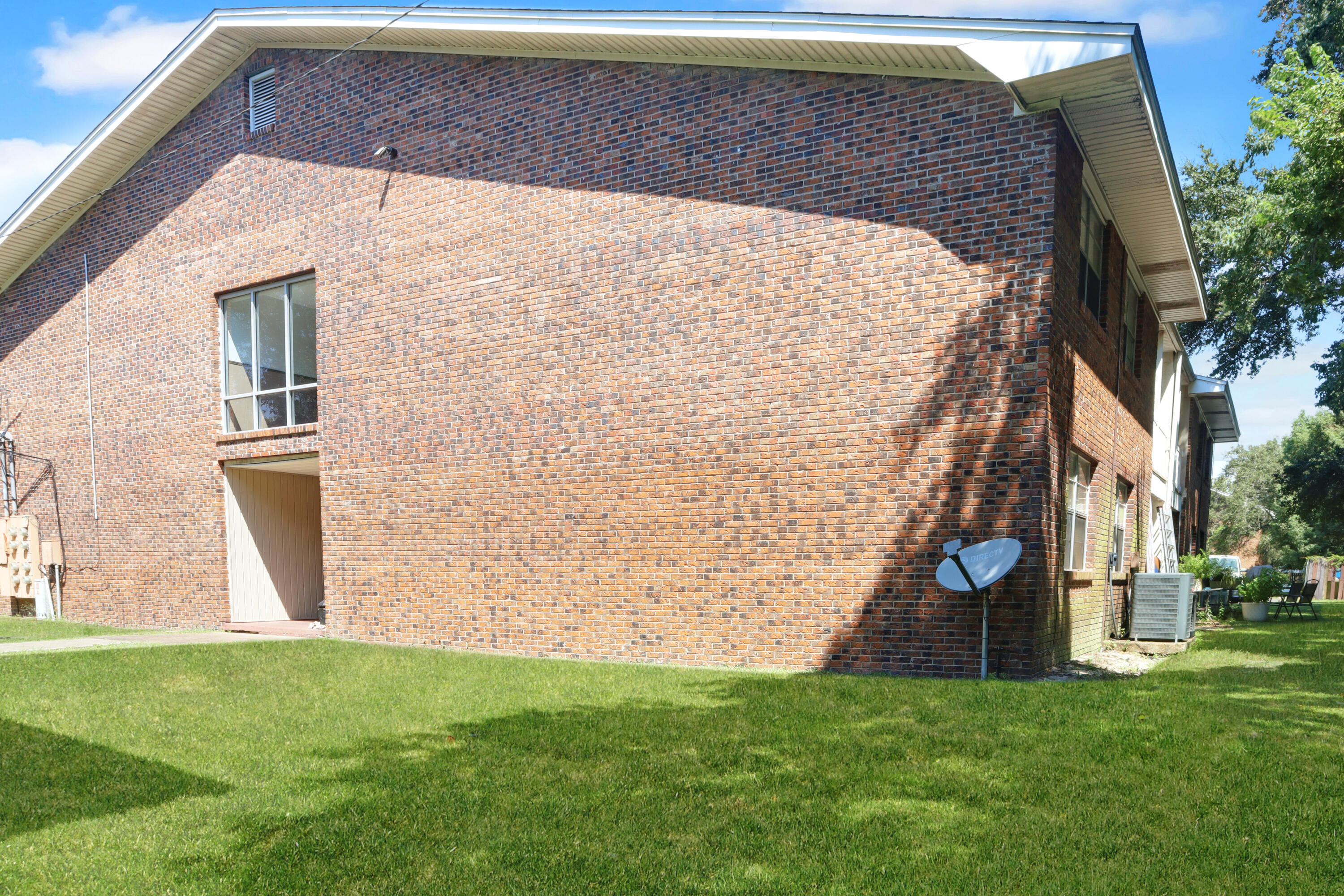 611 Colonial Drive, APT 6