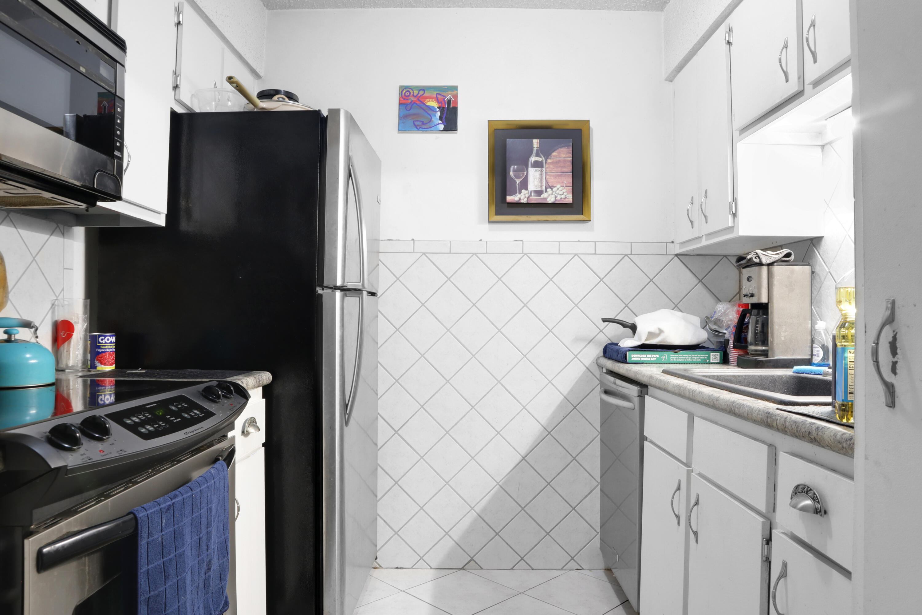 611 Colonial Drive, APT 6