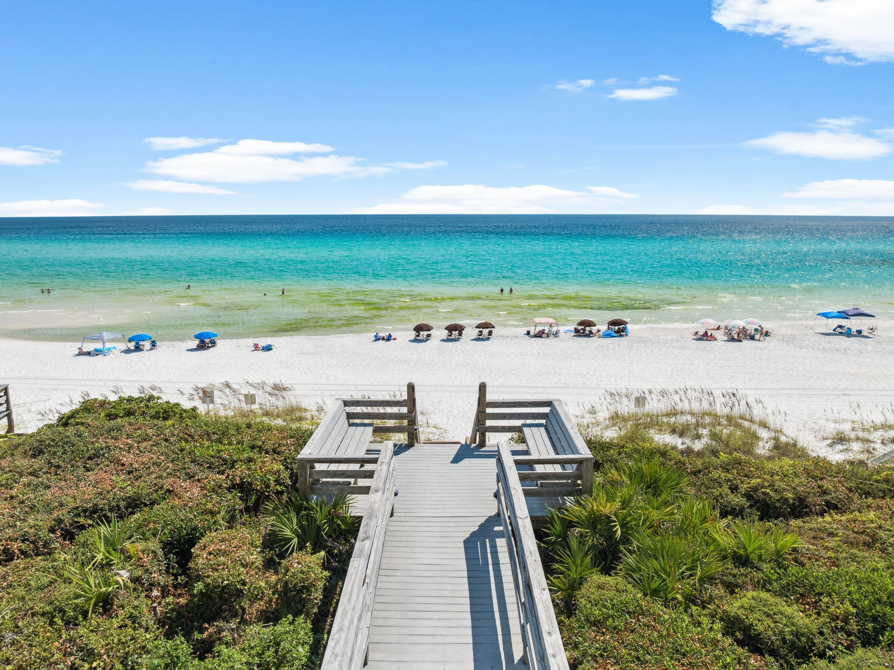 8078 E County Highway 30A, 106