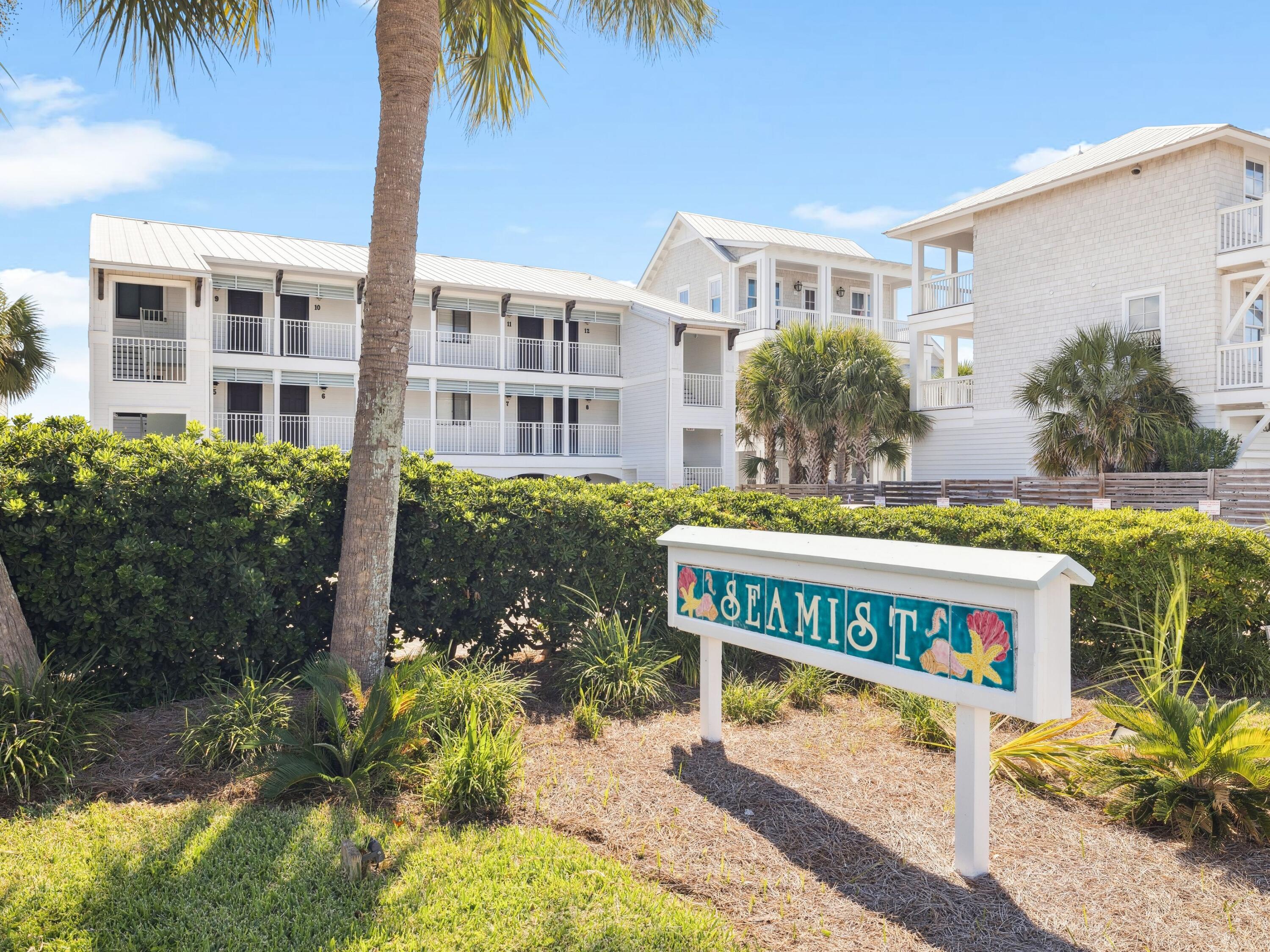 8078 E County Highway 30A, 106