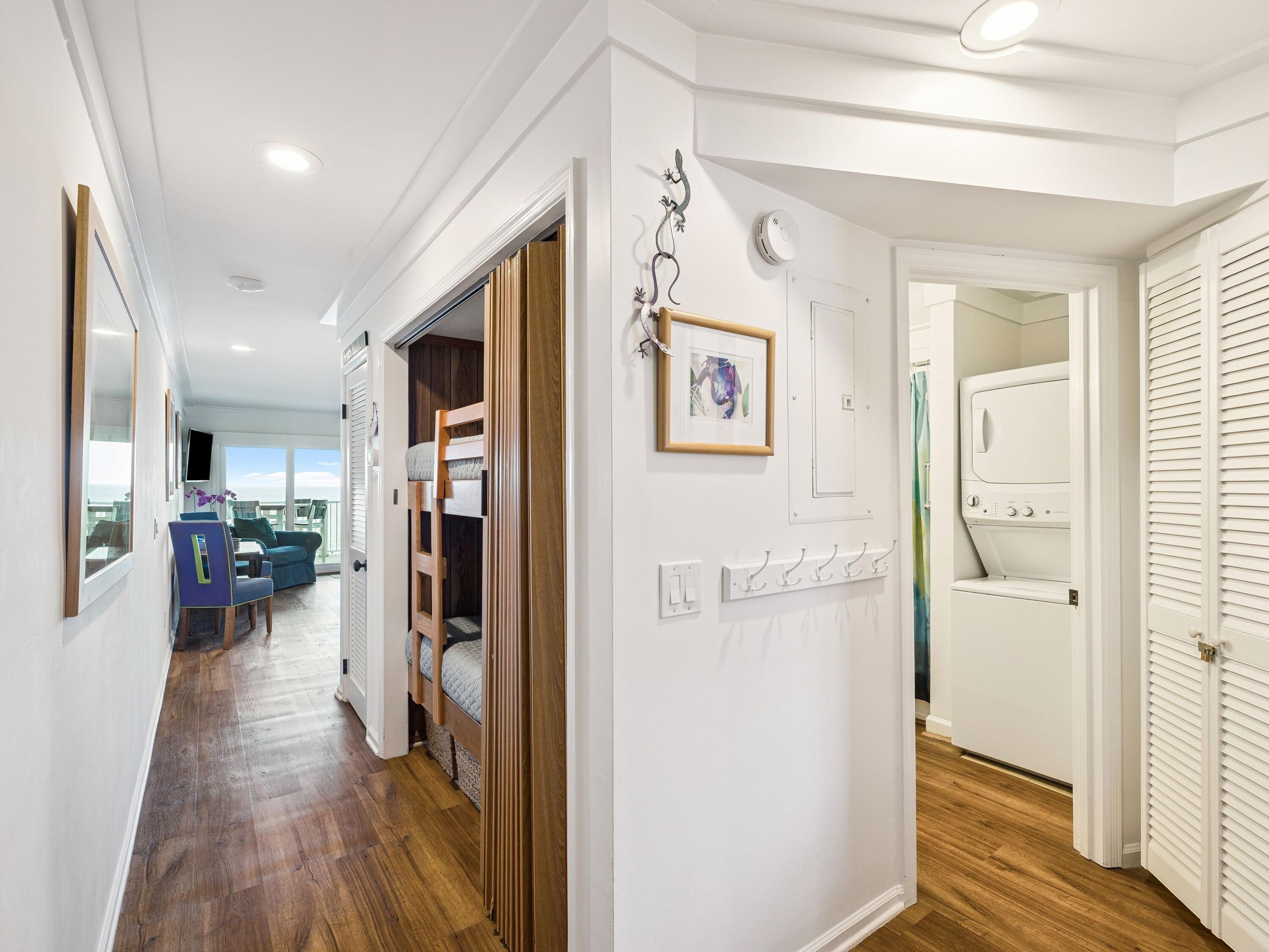 8078 E County Highway 30A, 106