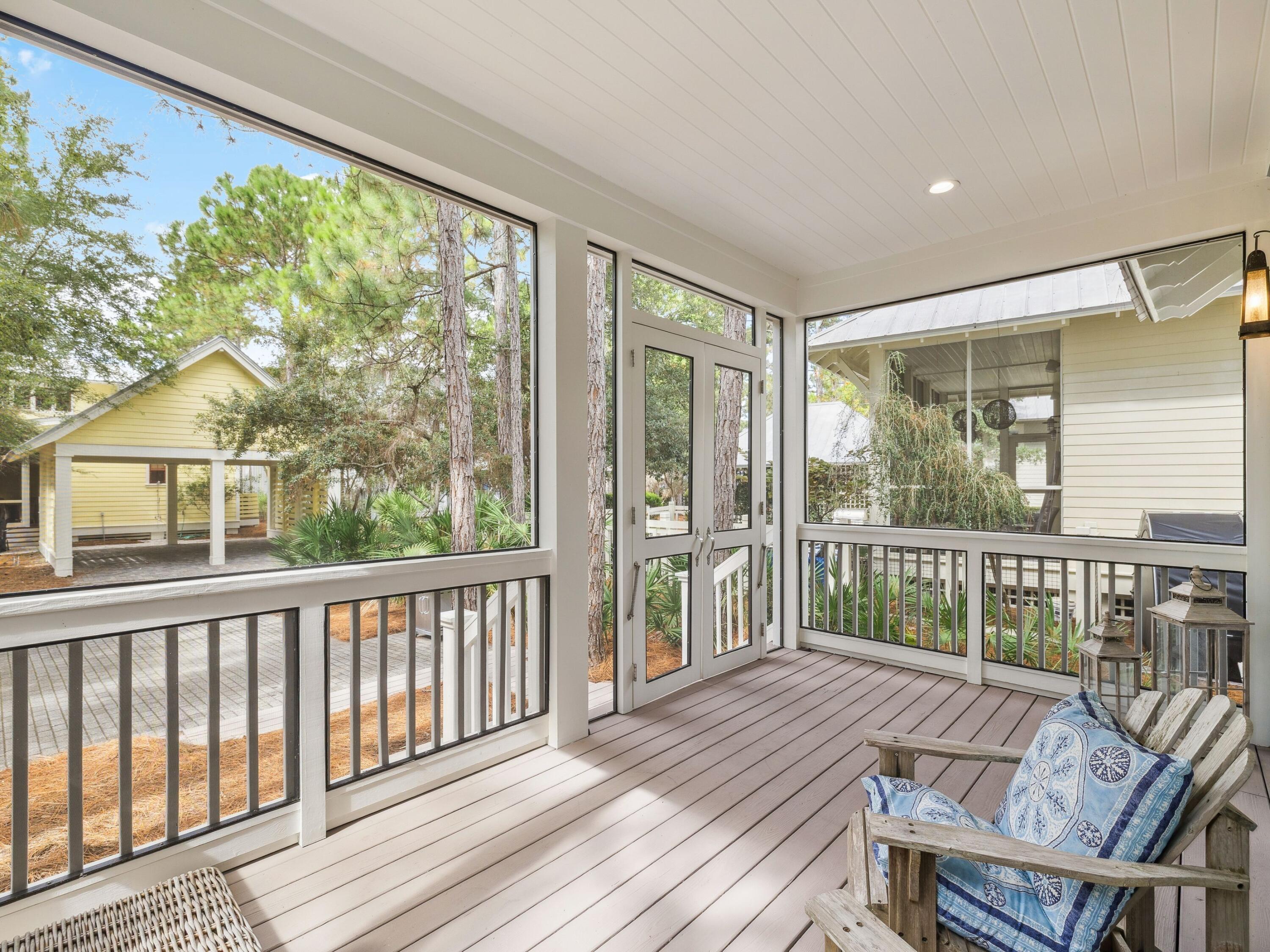 235 W Lake Forest Drive