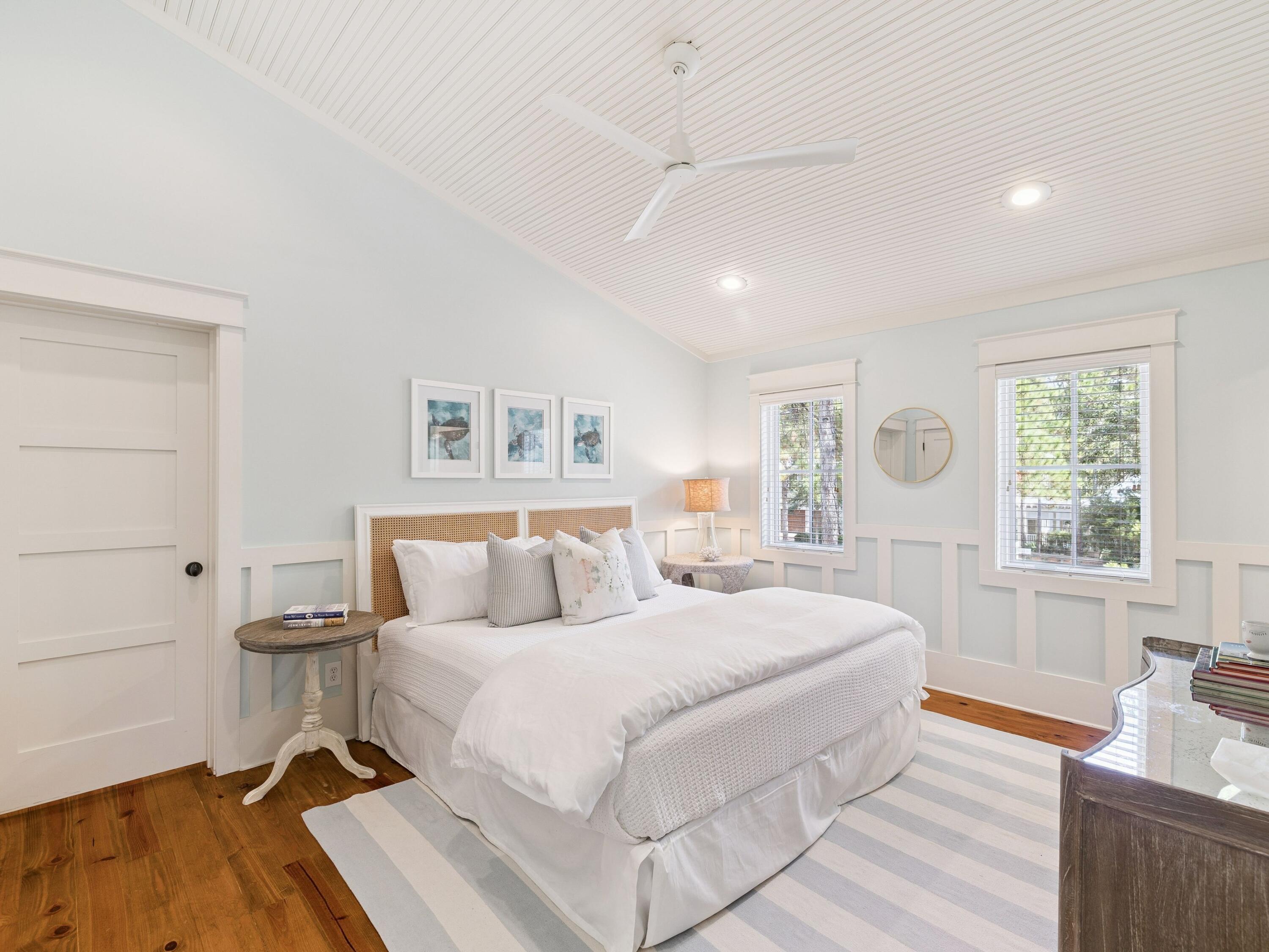 235 W Lake Forest Drive