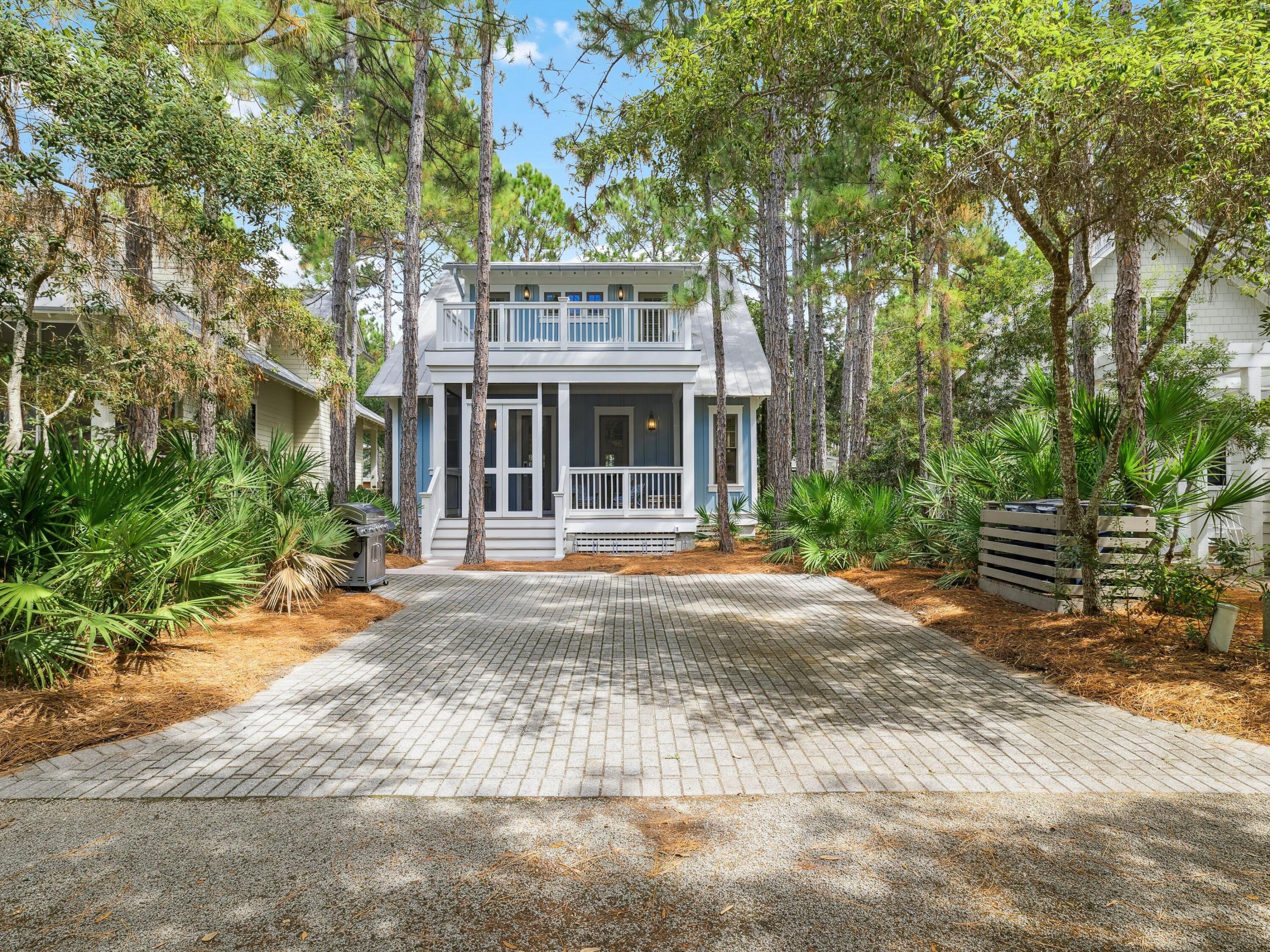 235 W Lake Forest Drive