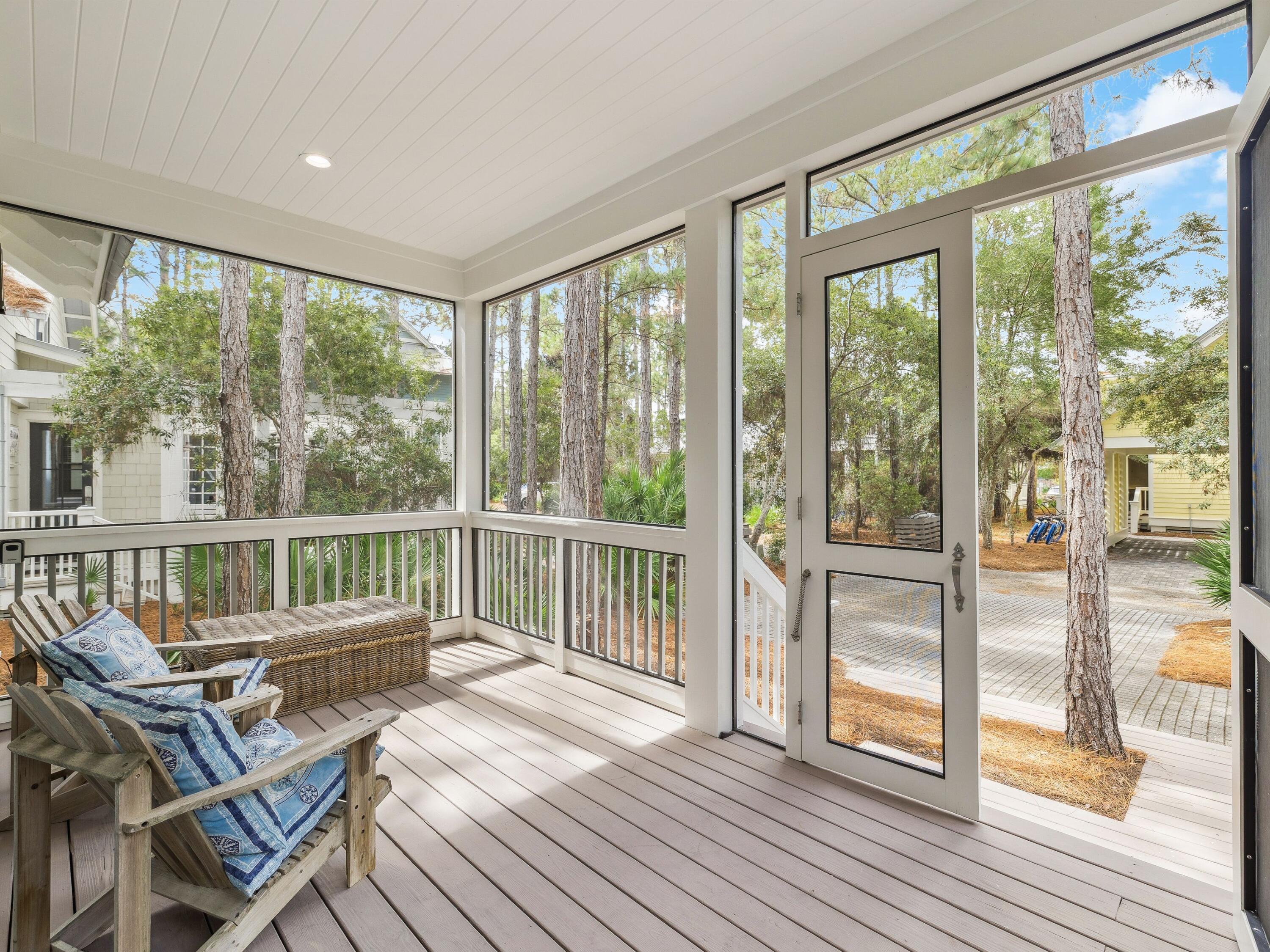 235 W Lake Forest Drive