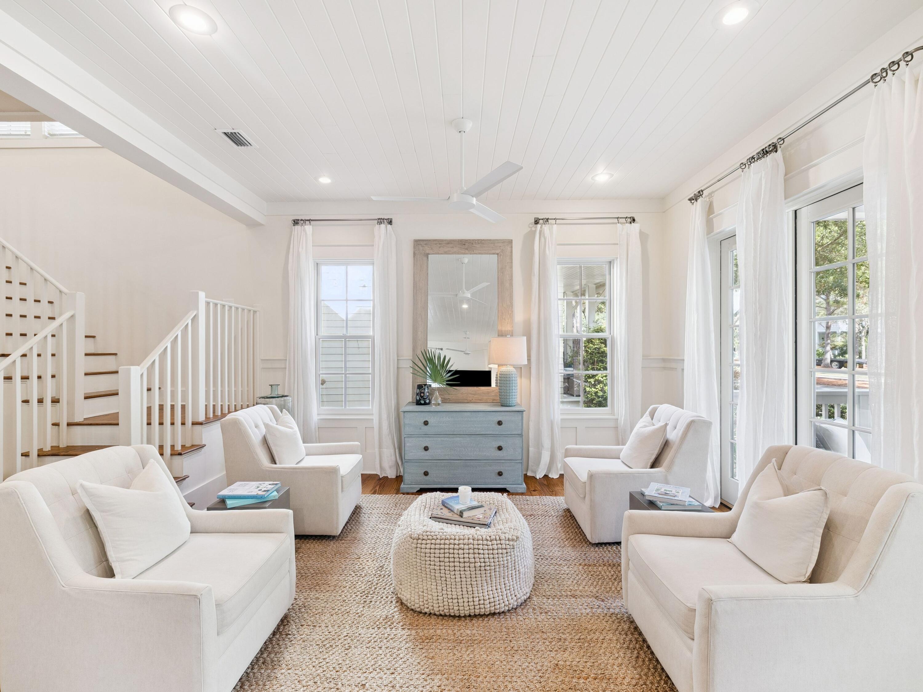 235 W Lake Forest Drive