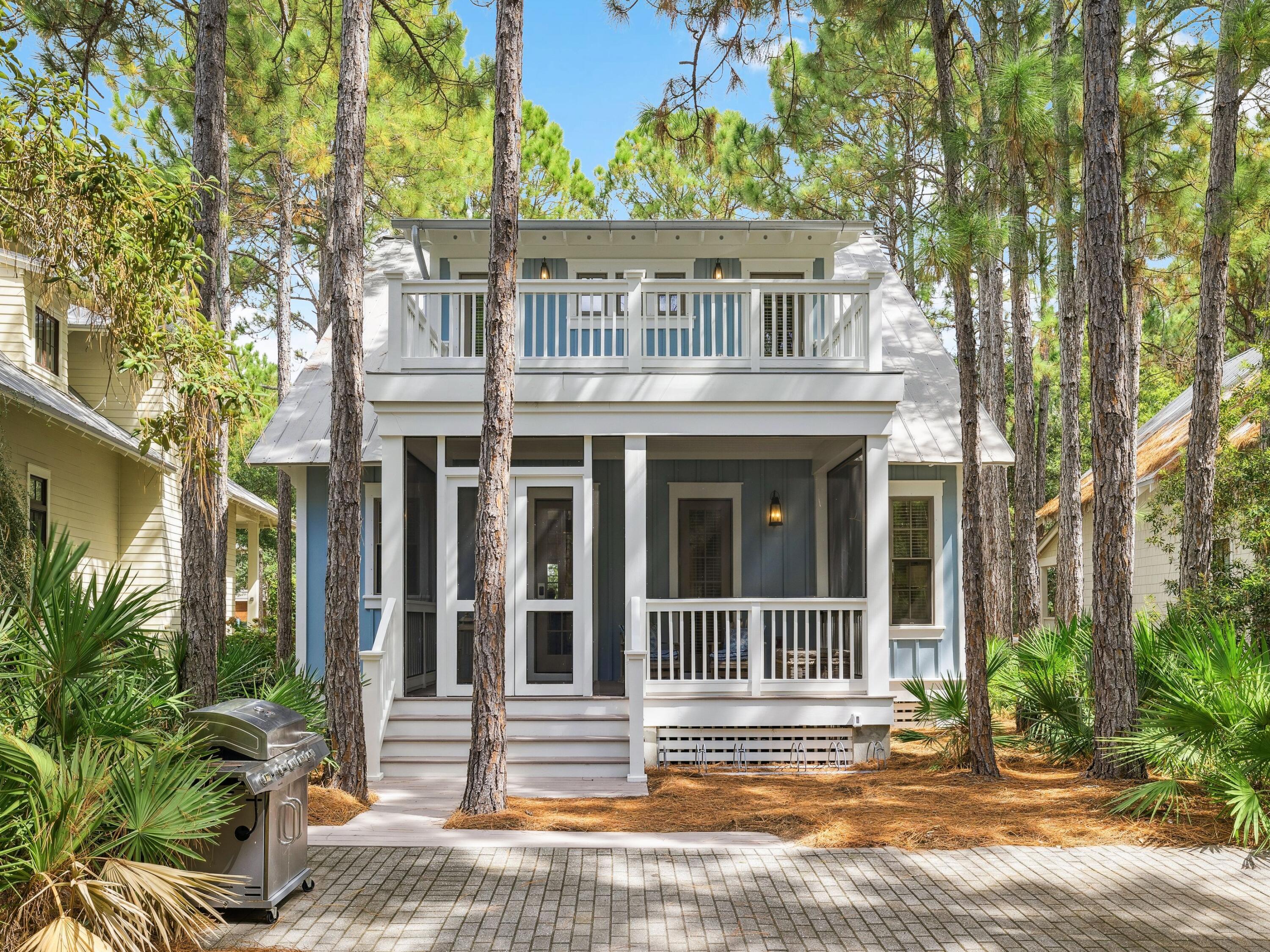 235 W Lake Forest Drive