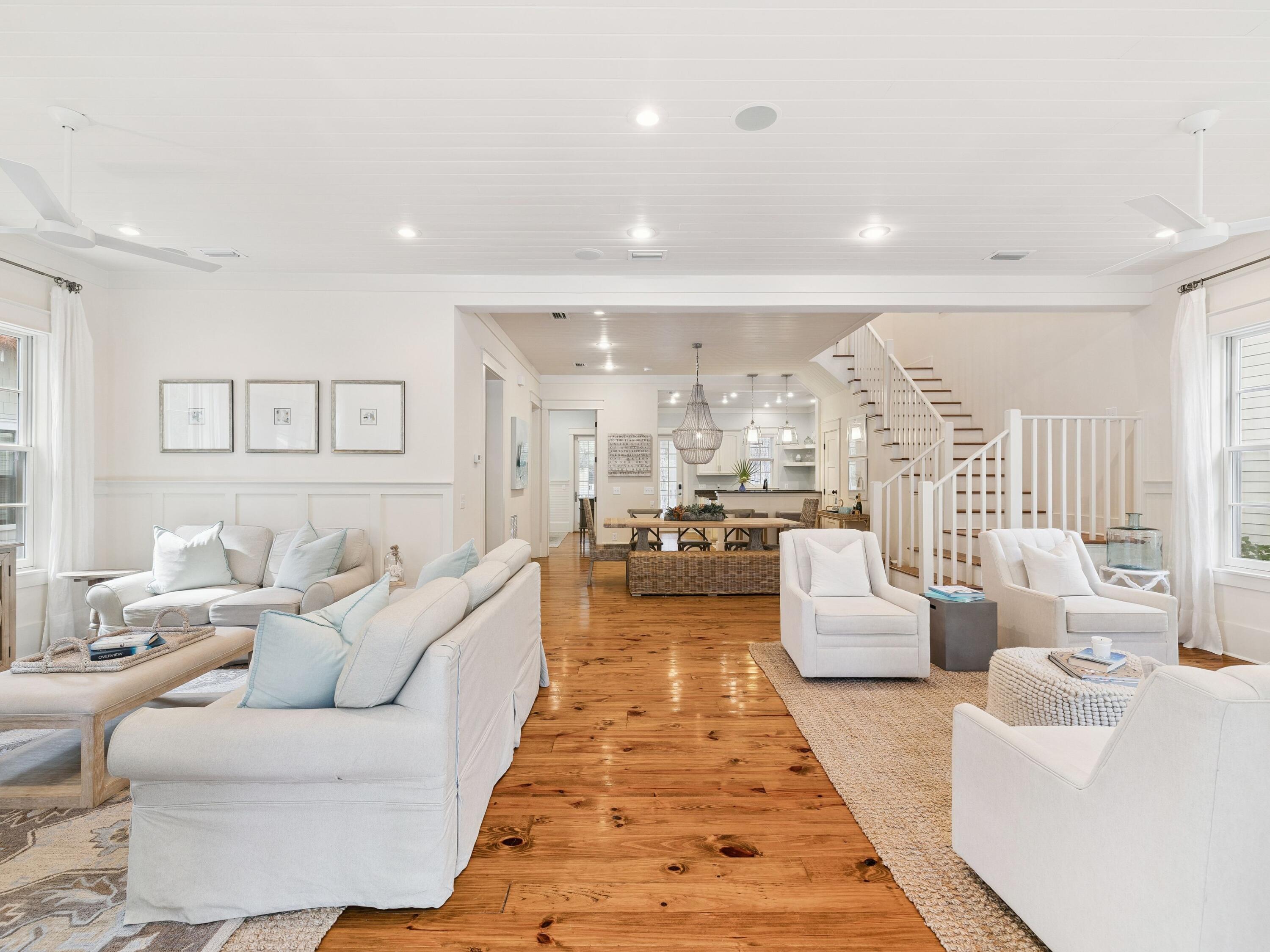 235 W Lake Forest Drive