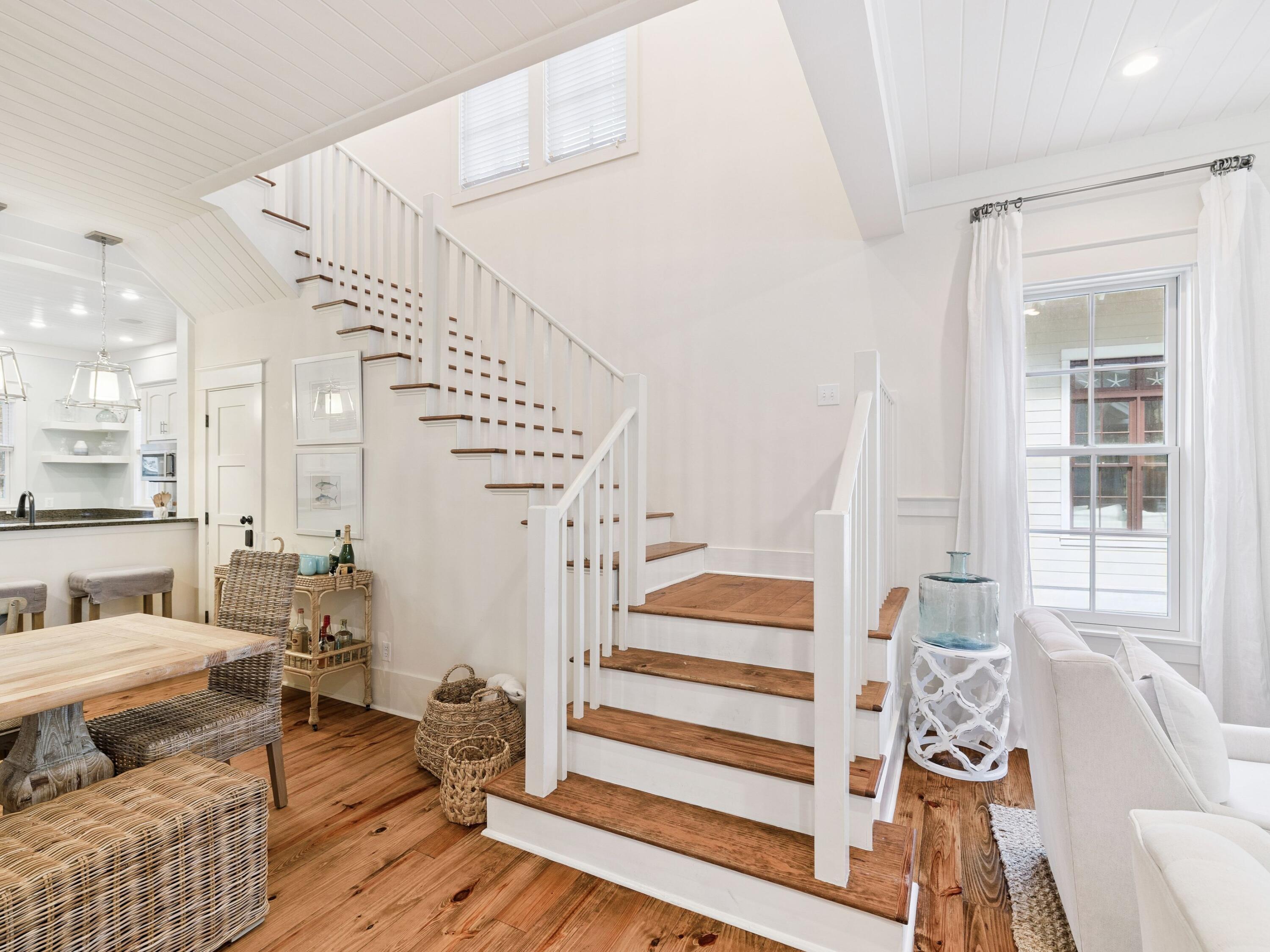 235 W Lake Forest Drive