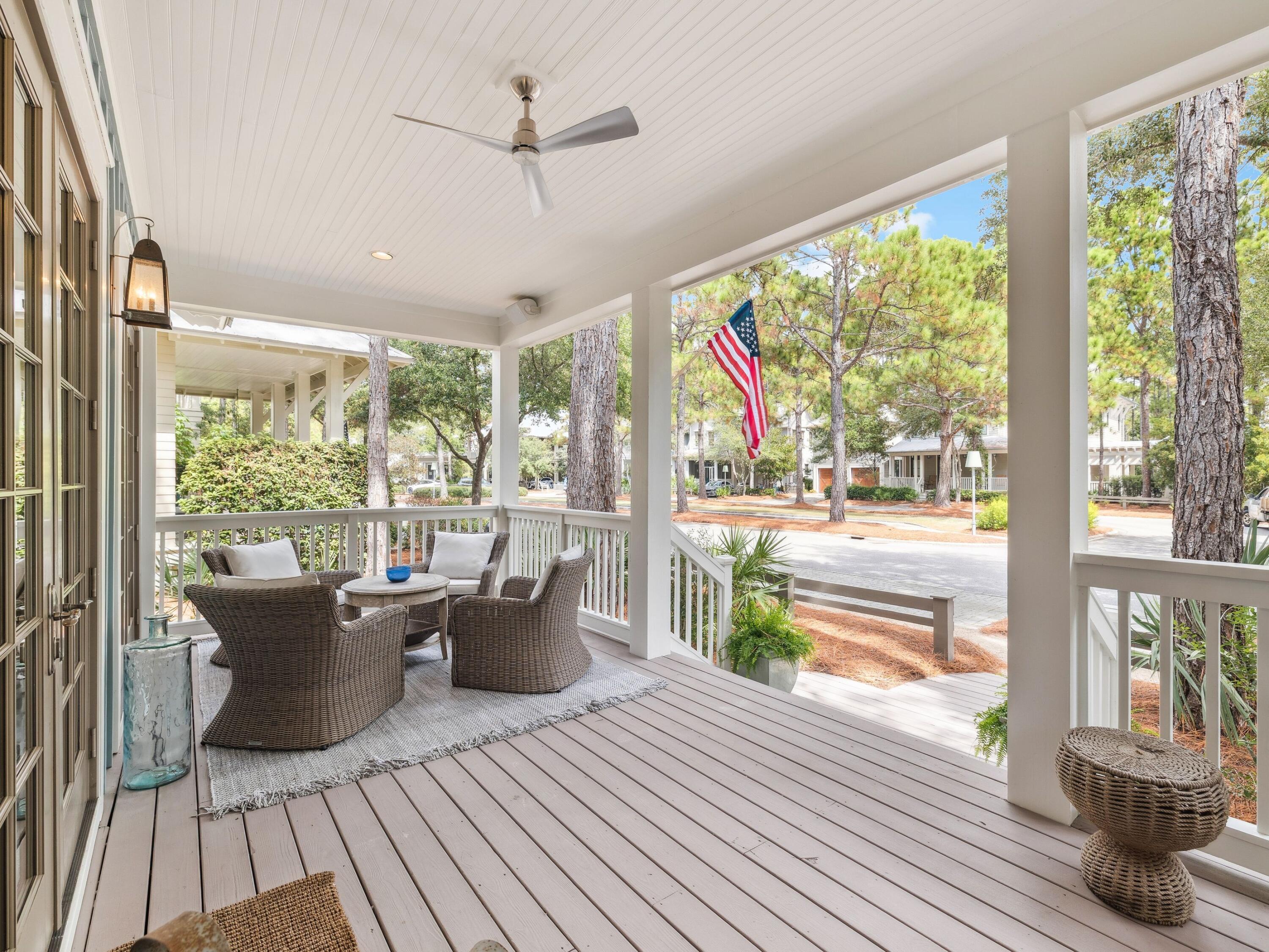 235 W Lake Forest Drive