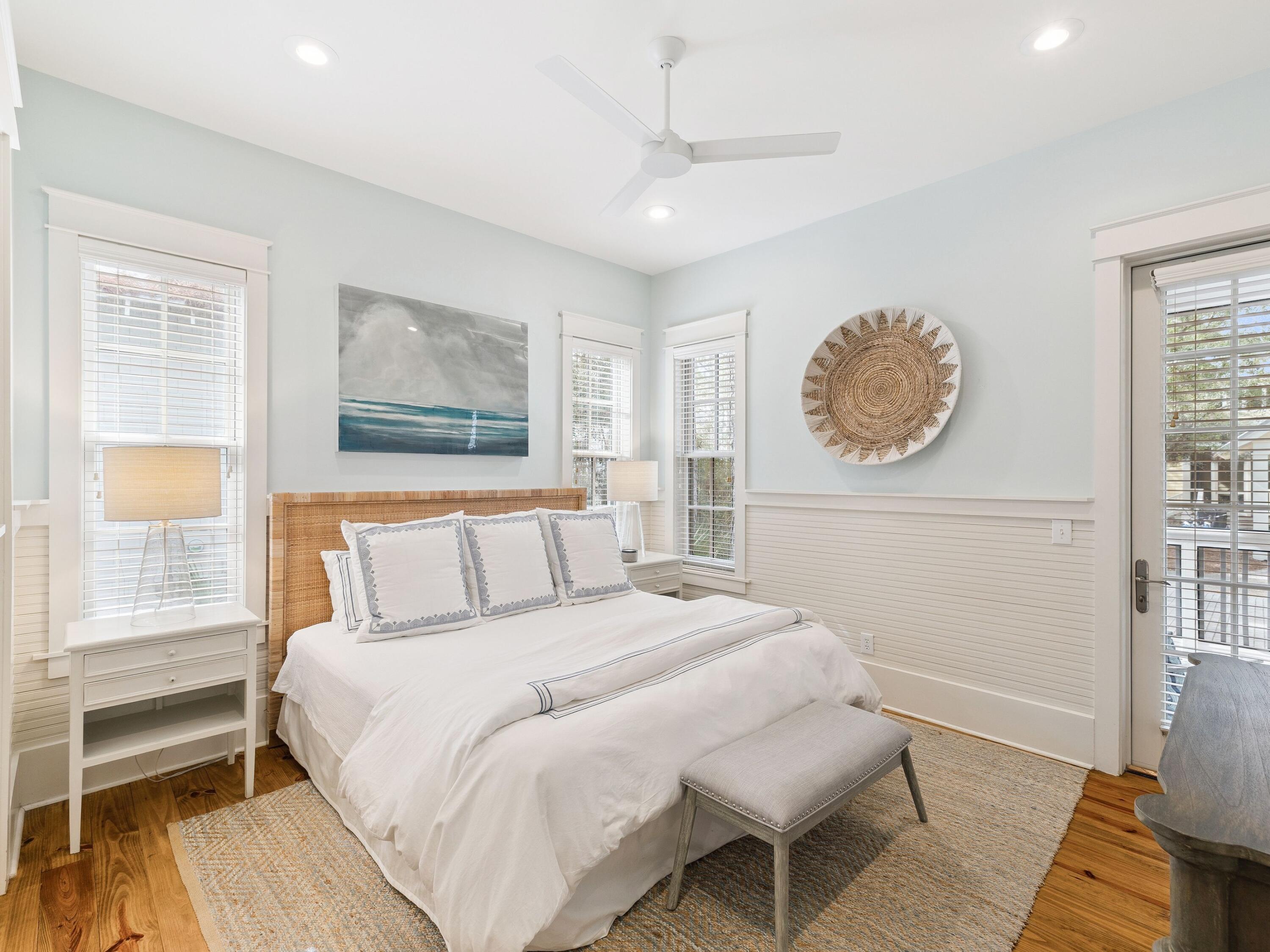 235 W Lake Forest Drive