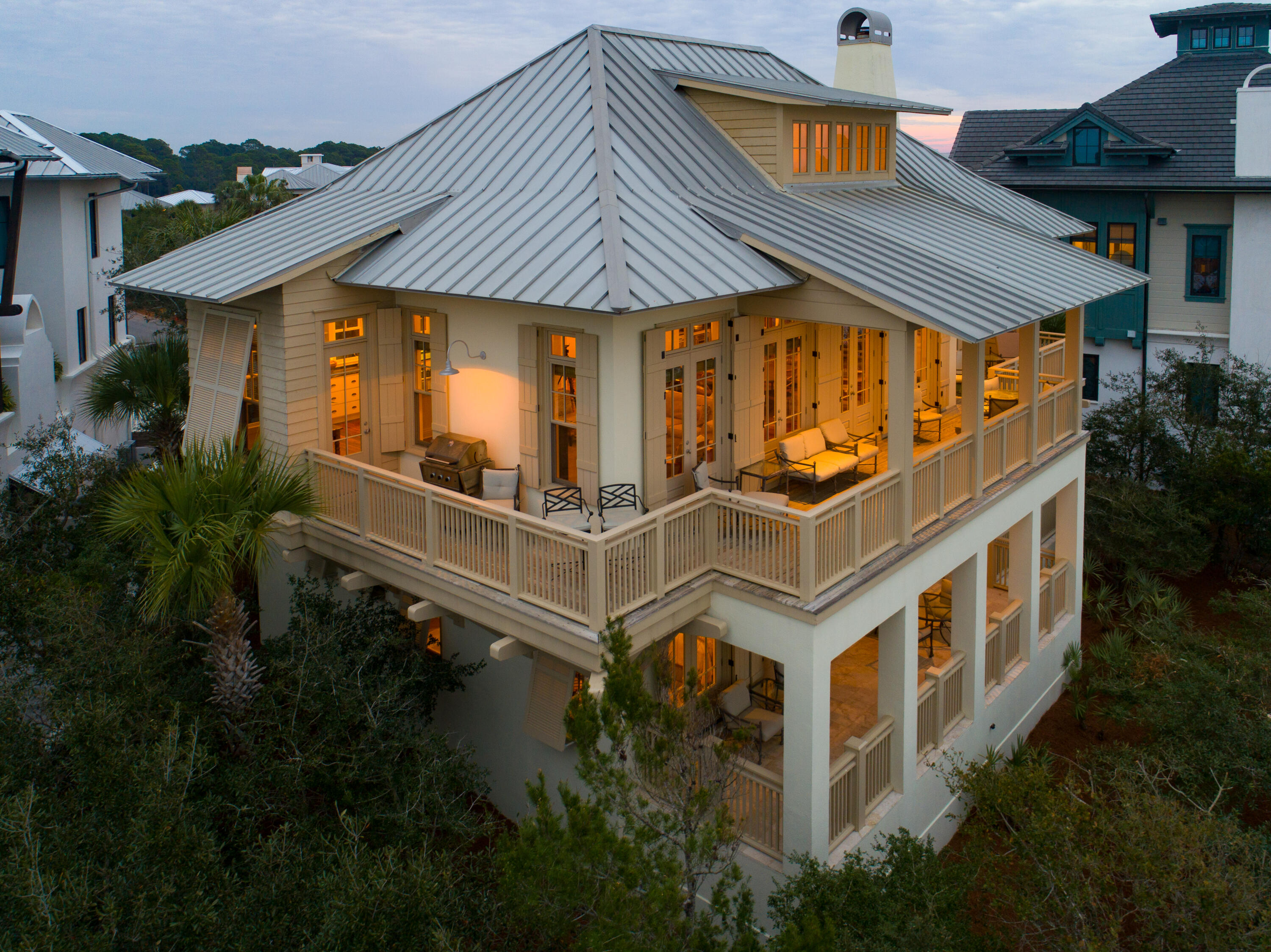 244 W Bermuda Drive