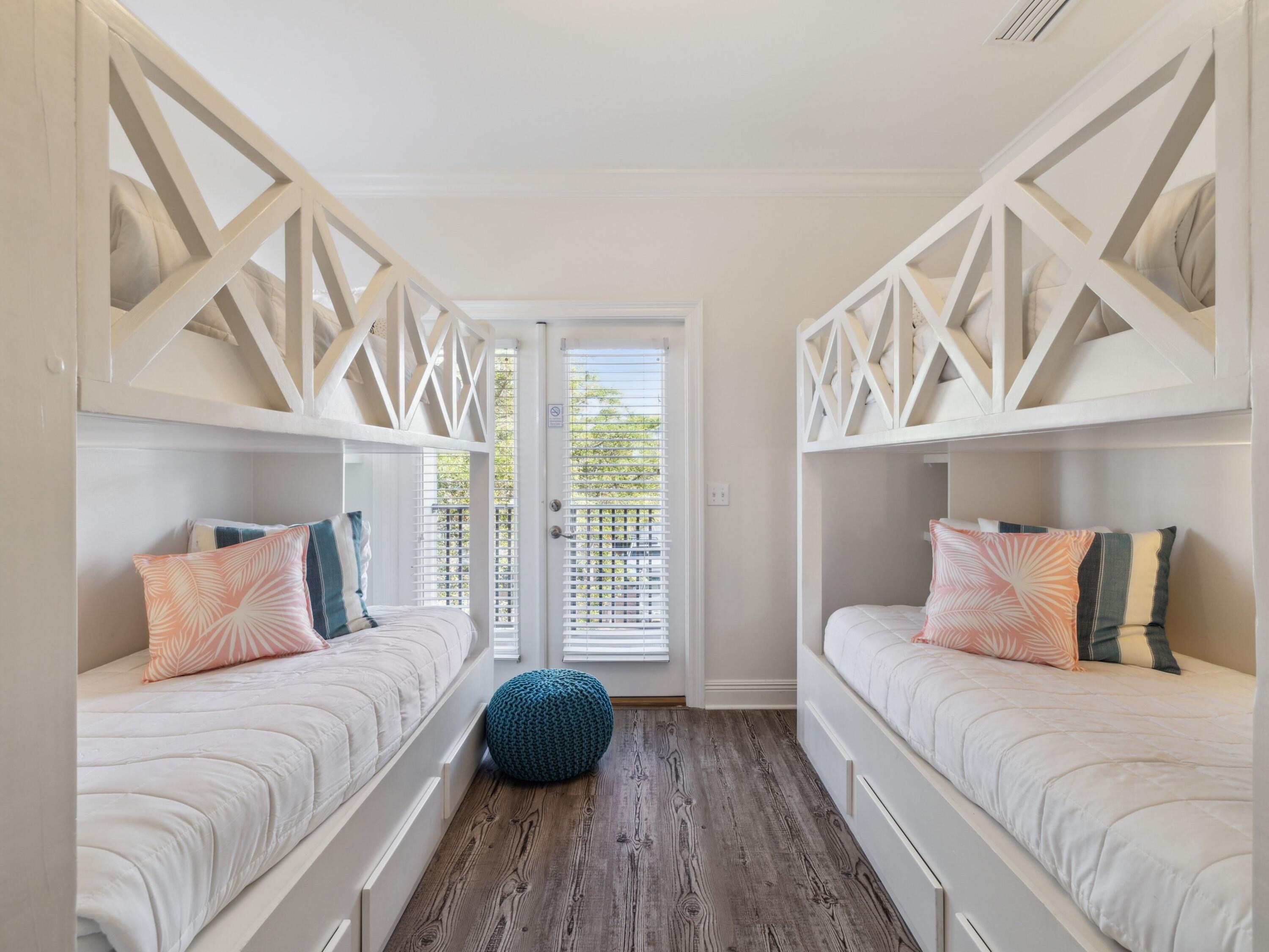 221 Seacrest Beach Blvd E