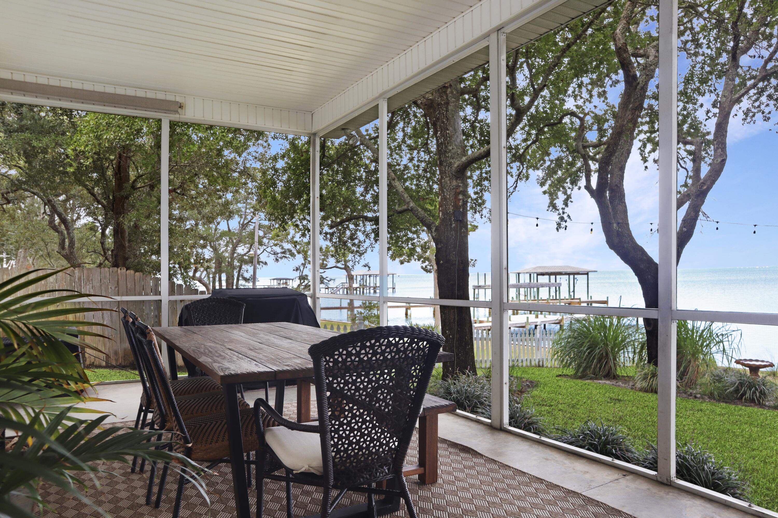 5884 E Bay Boulevard