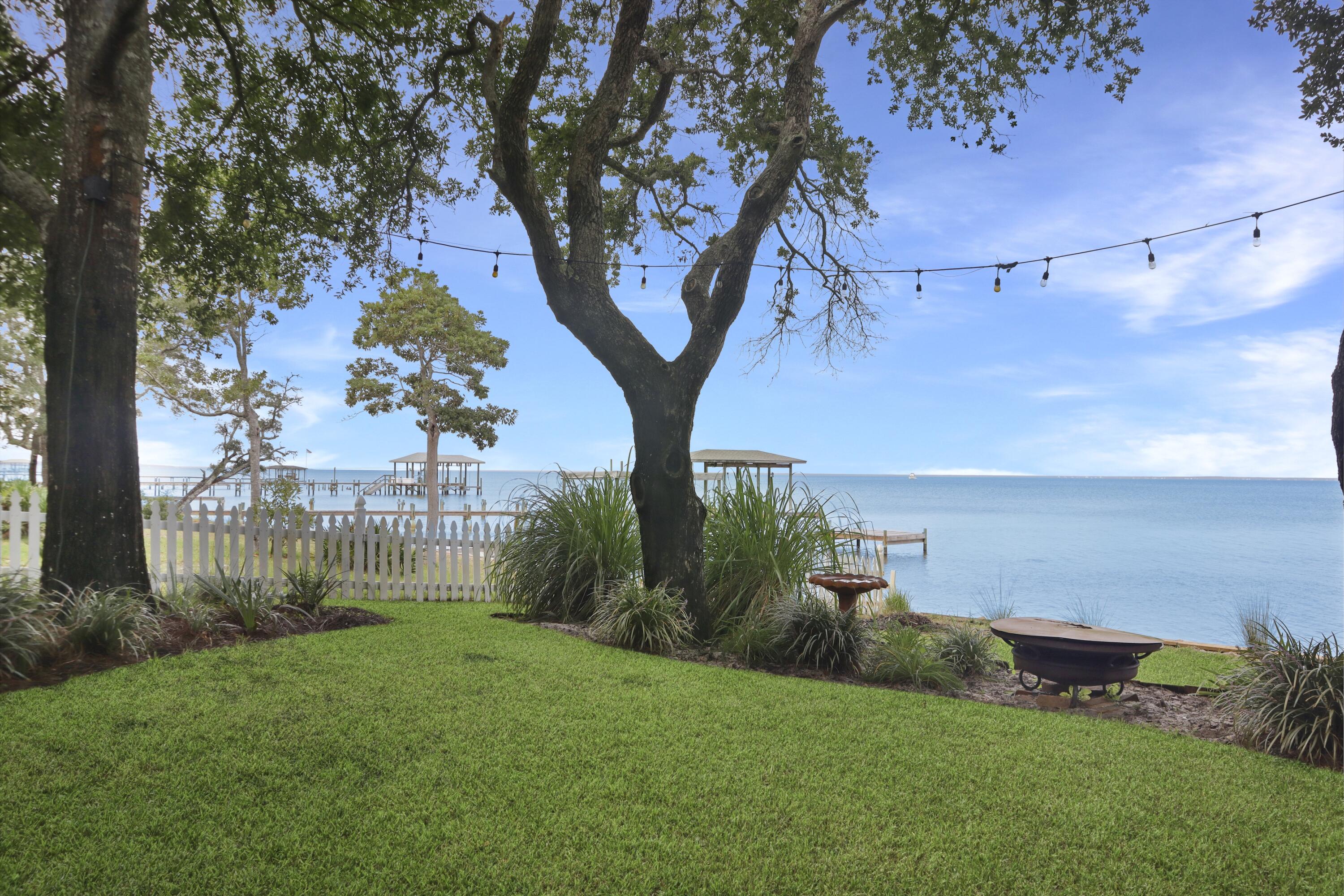 5884 E Bay Boulevard