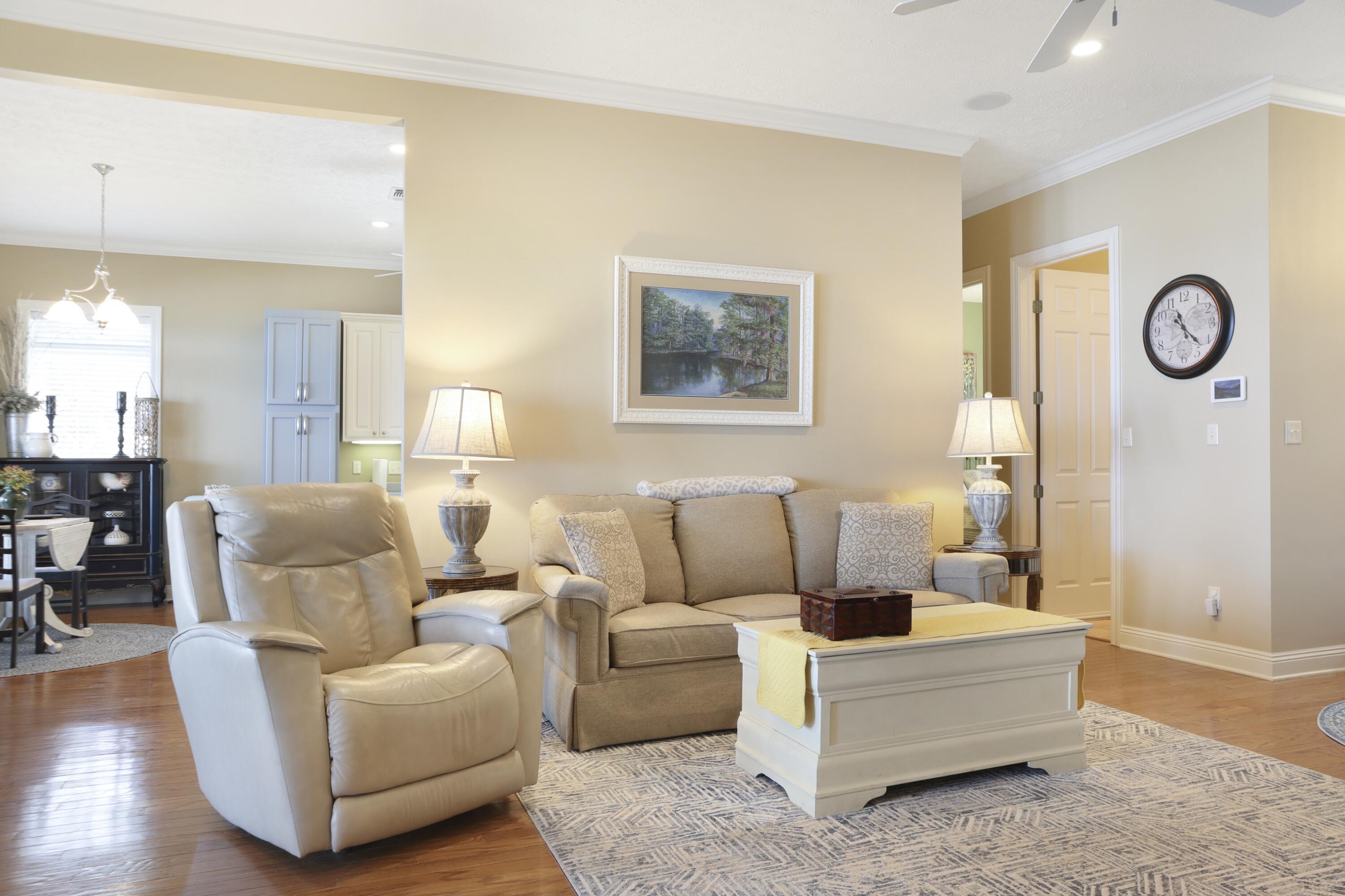 5884 E Bay Boulevard