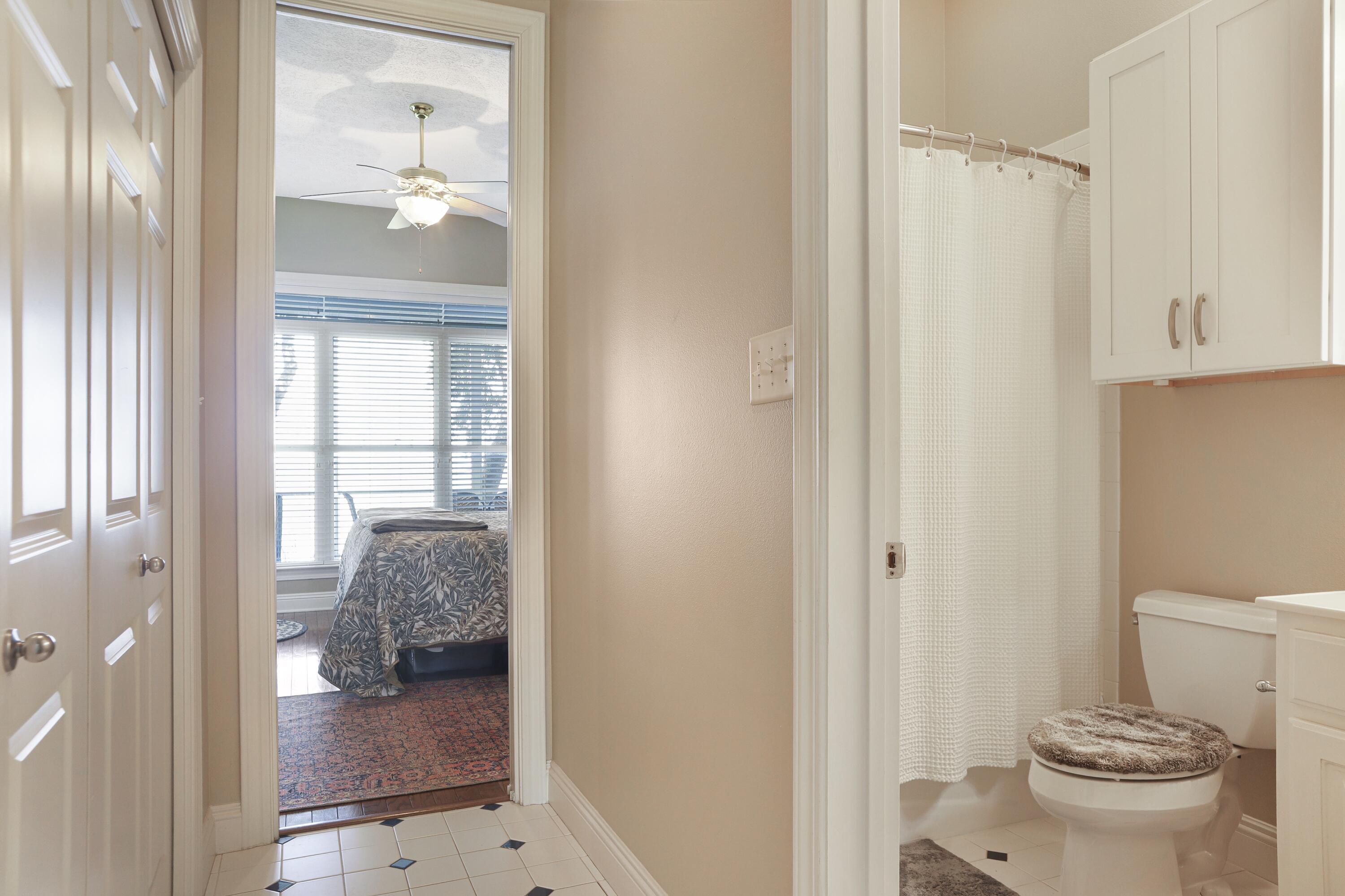 5884 E Bay Boulevard