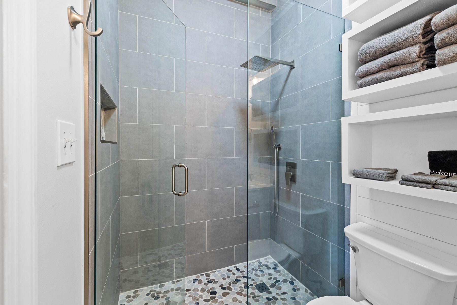 10343 E Co Highway 30A B253, B253