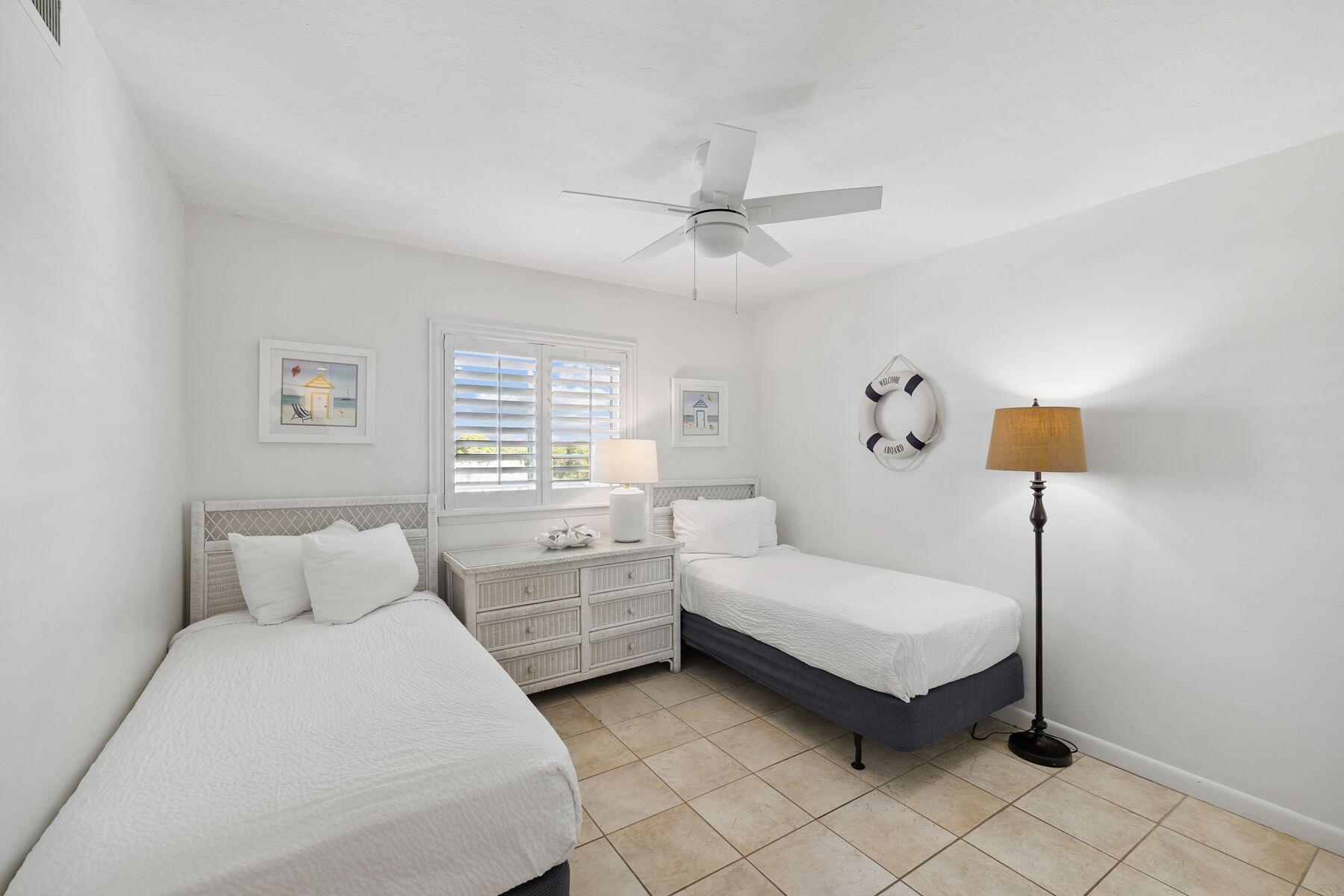 4100 E County Hwy 30A, 701