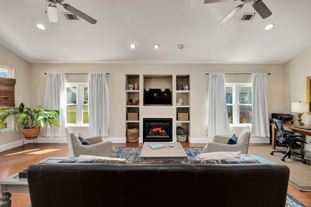 36 Pelican Bay Drive, Santa Rosa Beach