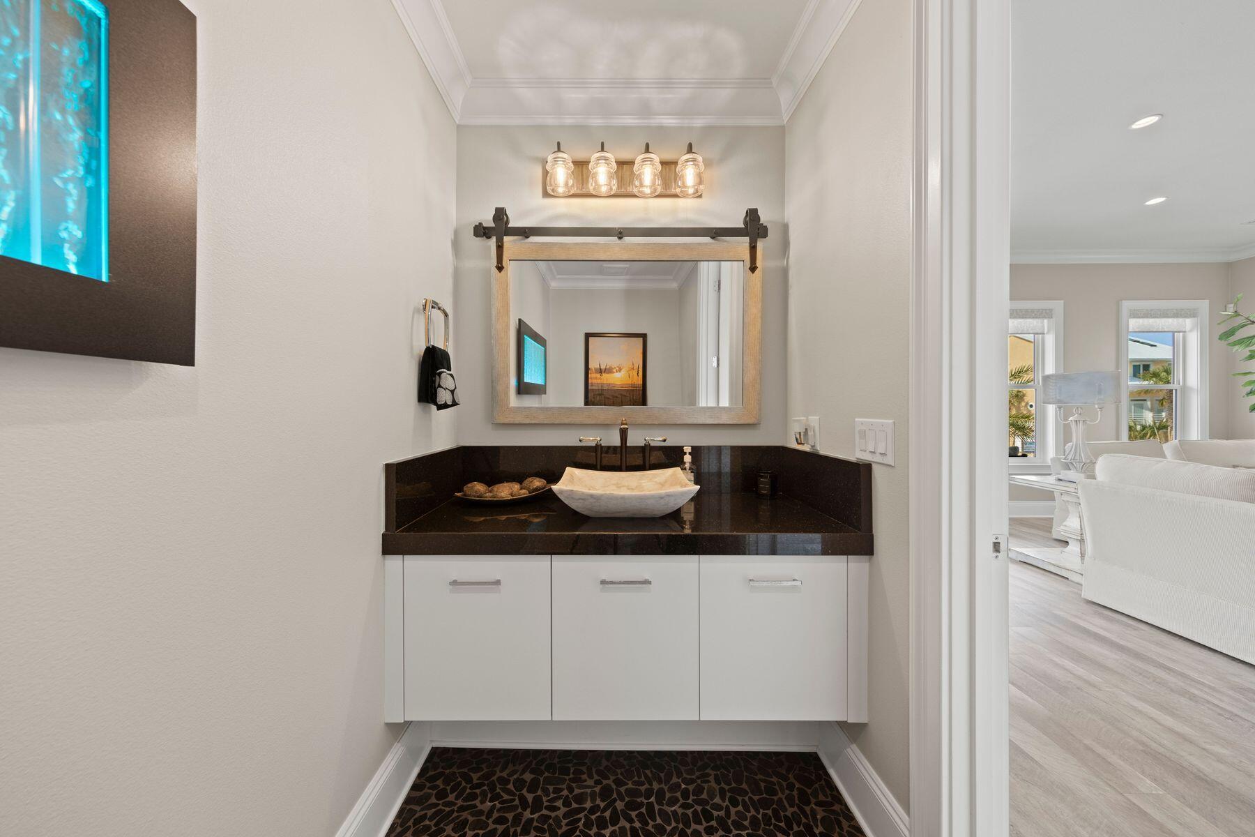 7339 Grand Navarre Boulevard, Navarre