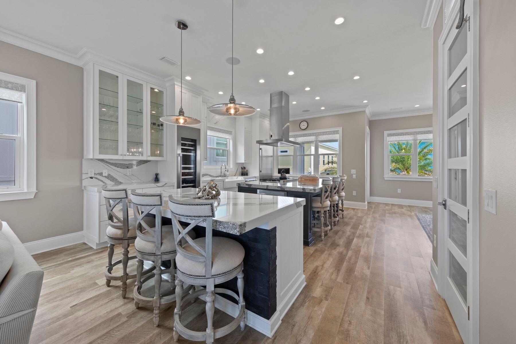 7339 Grand Navarre Boulevard, Navarre