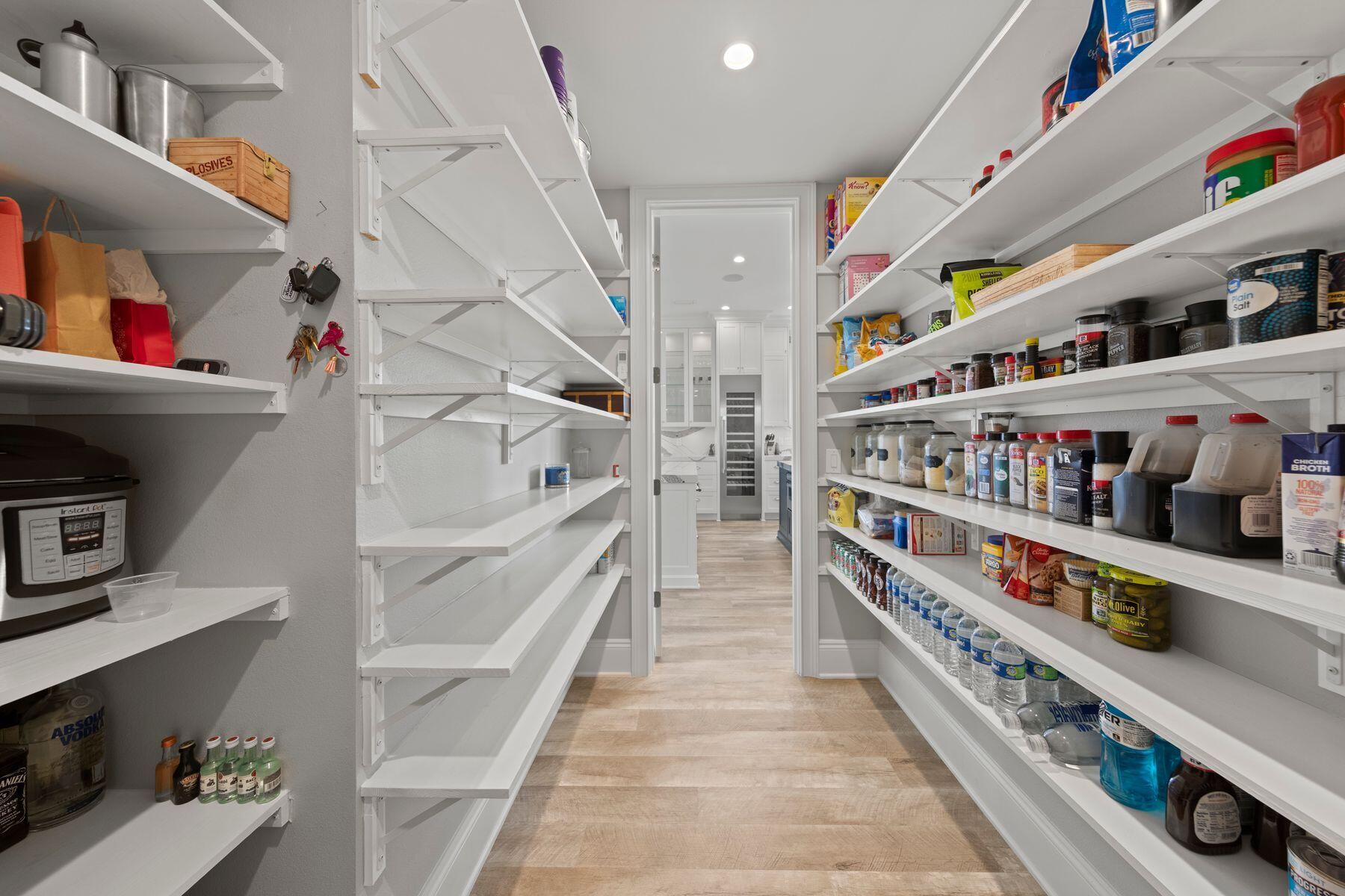 7339 Grand Navarre Boulevard, Navarre