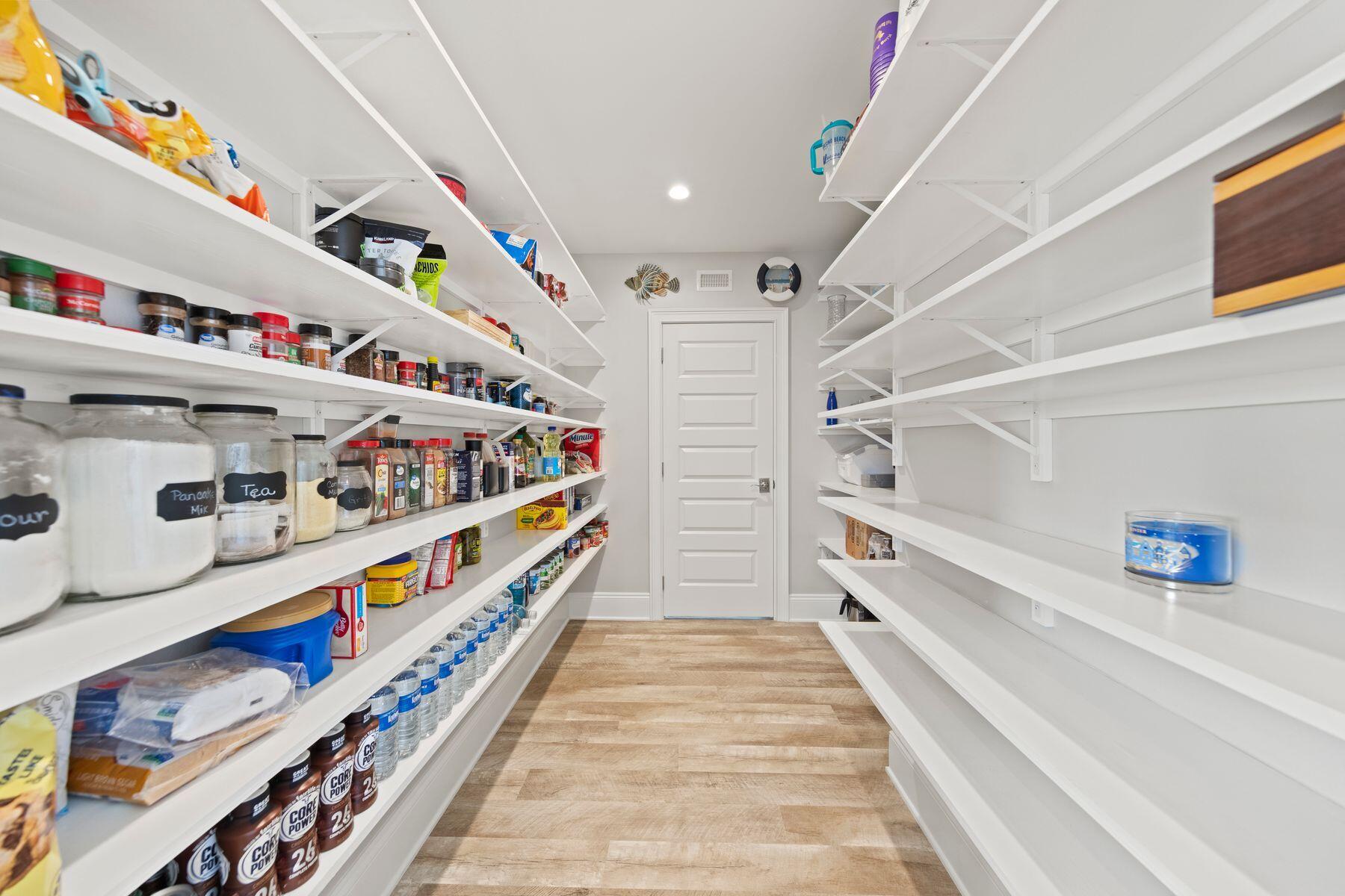 7339 Grand Navarre Boulevard, Navarre