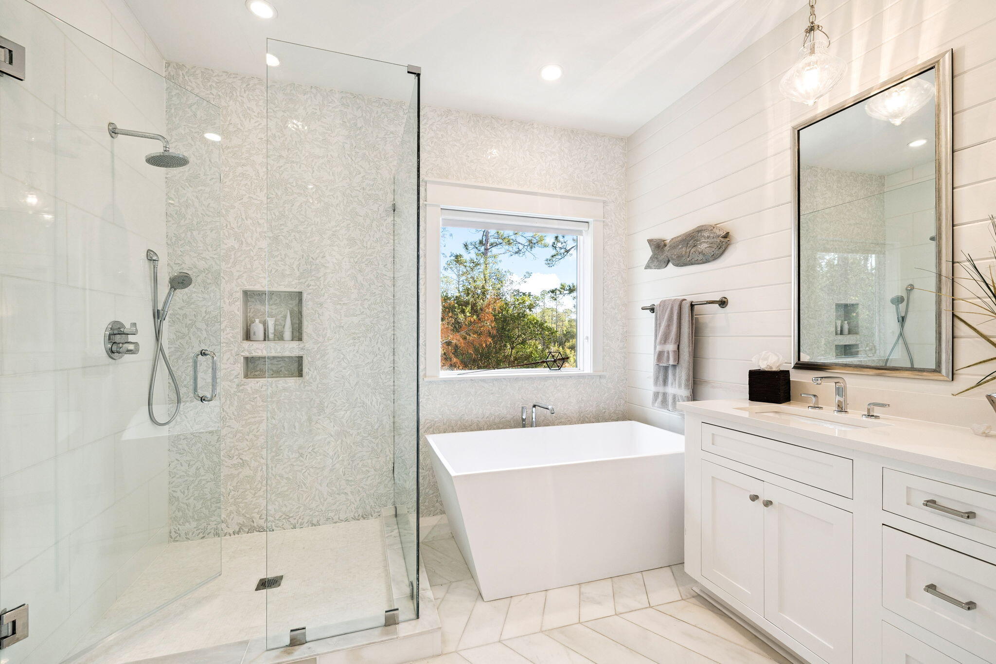 318 E Royal Fern Way