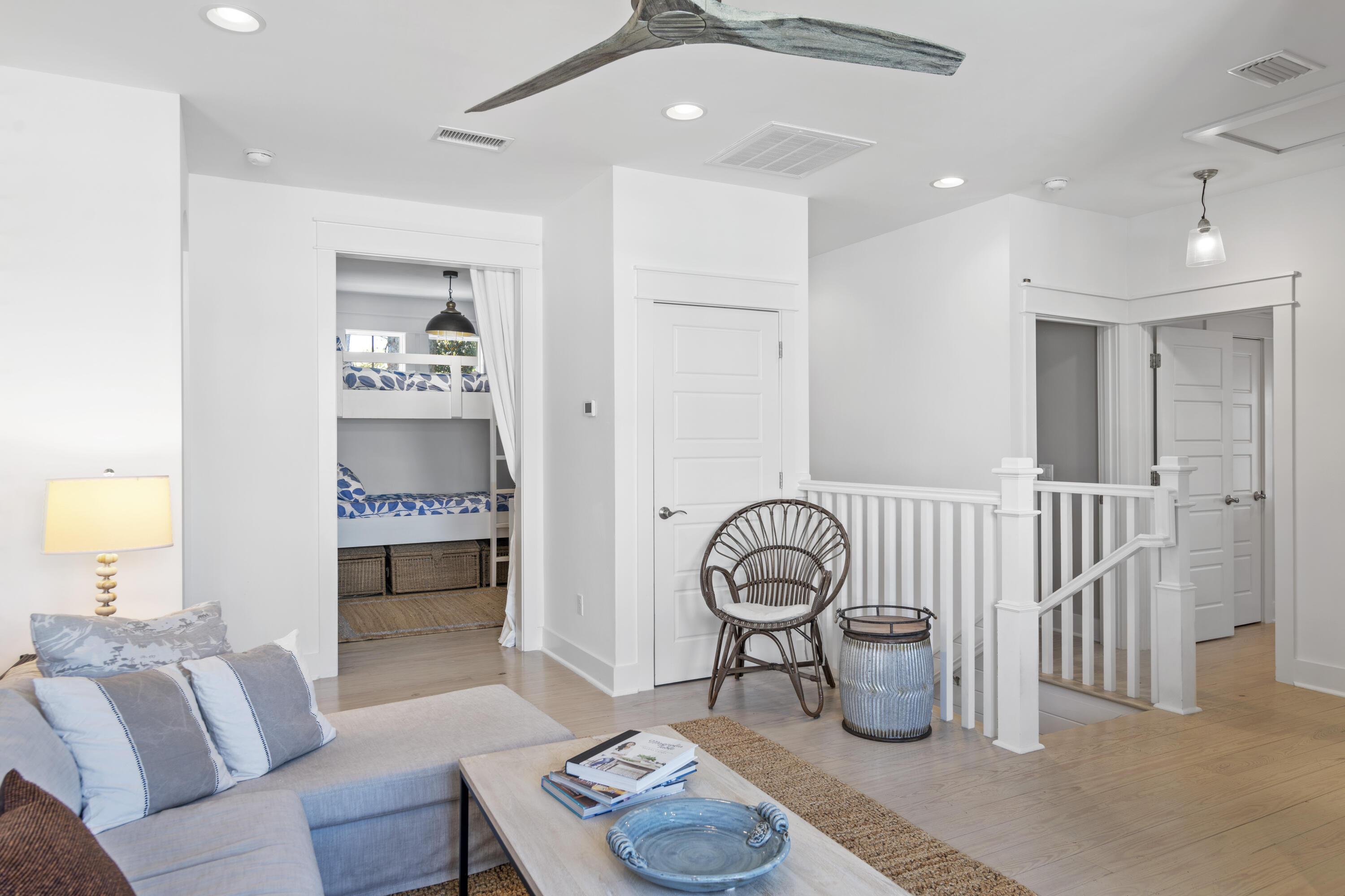 318 E Royal Fern Way