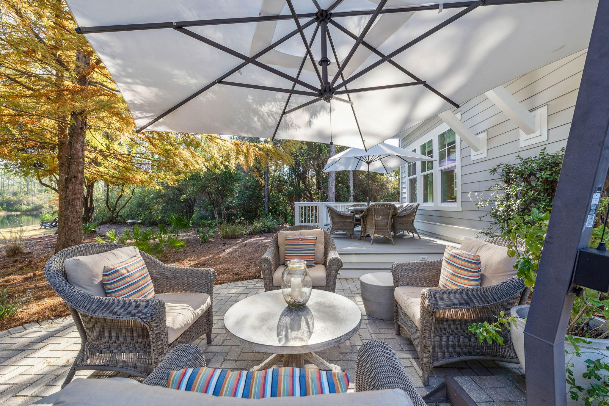318 E Royal Fern Way