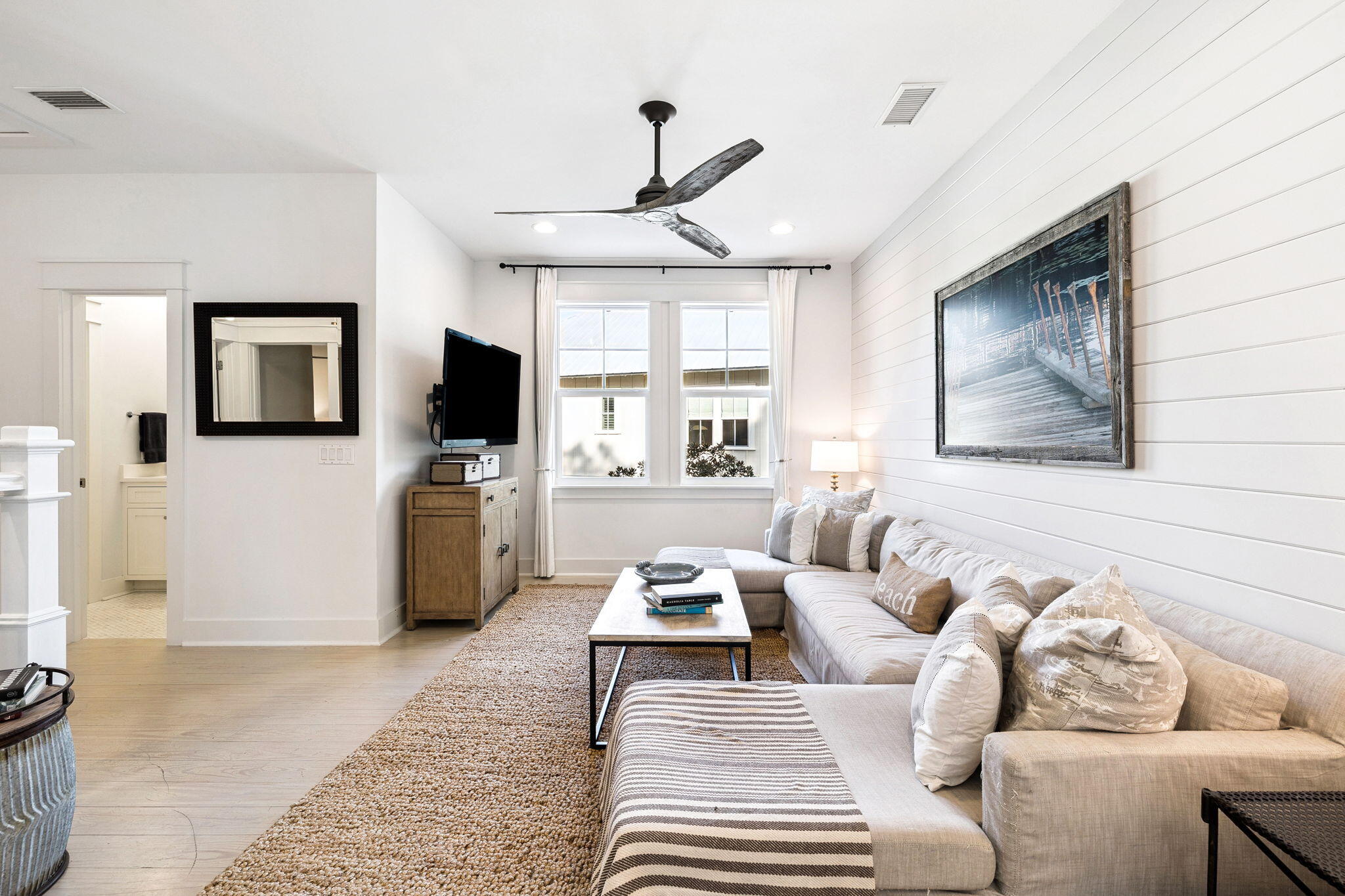 318 E Royal Fern Way