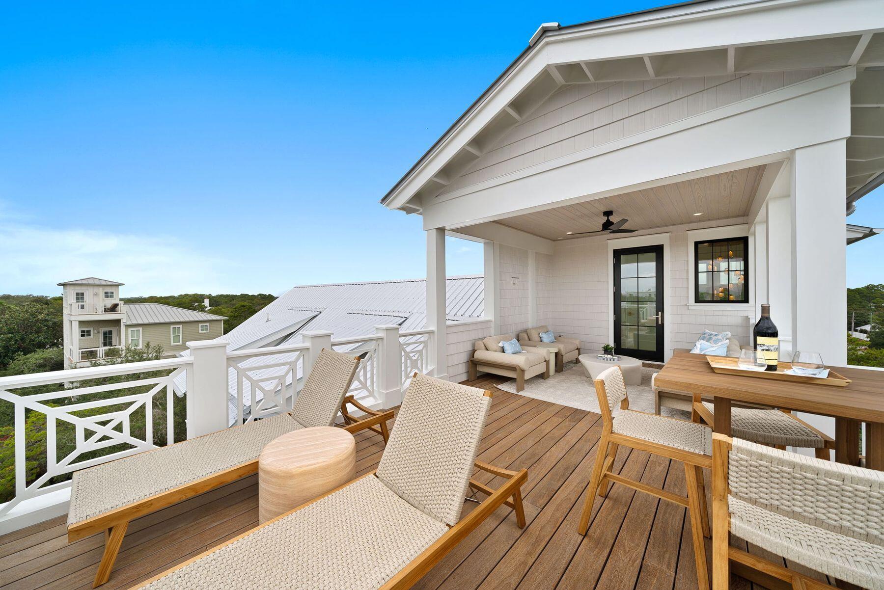 2900 S County Hwy 395