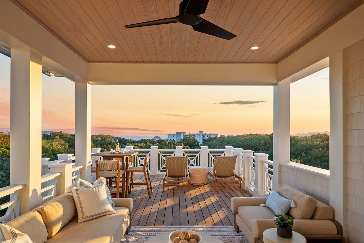 2900 S County Hwy 395