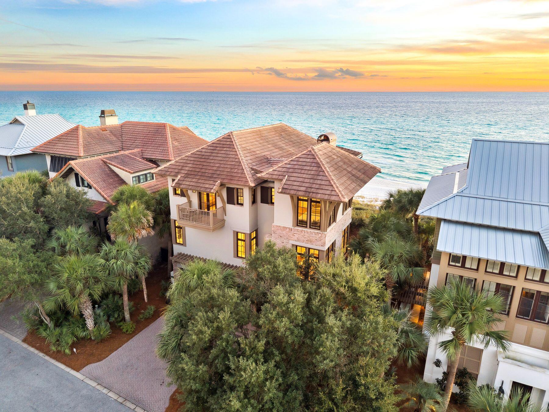 131 W St Lucia Lane