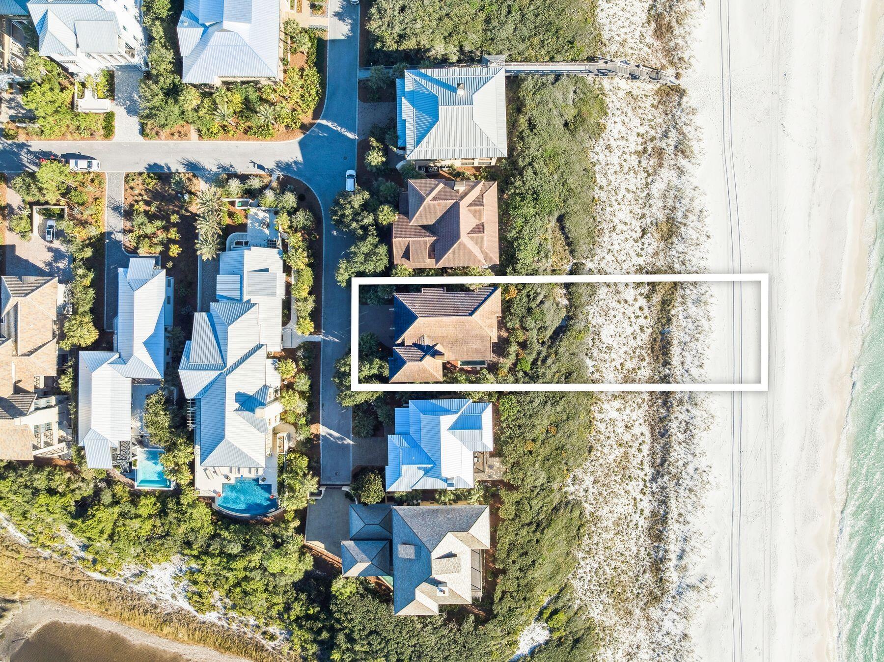 131 W St Lucia Lane