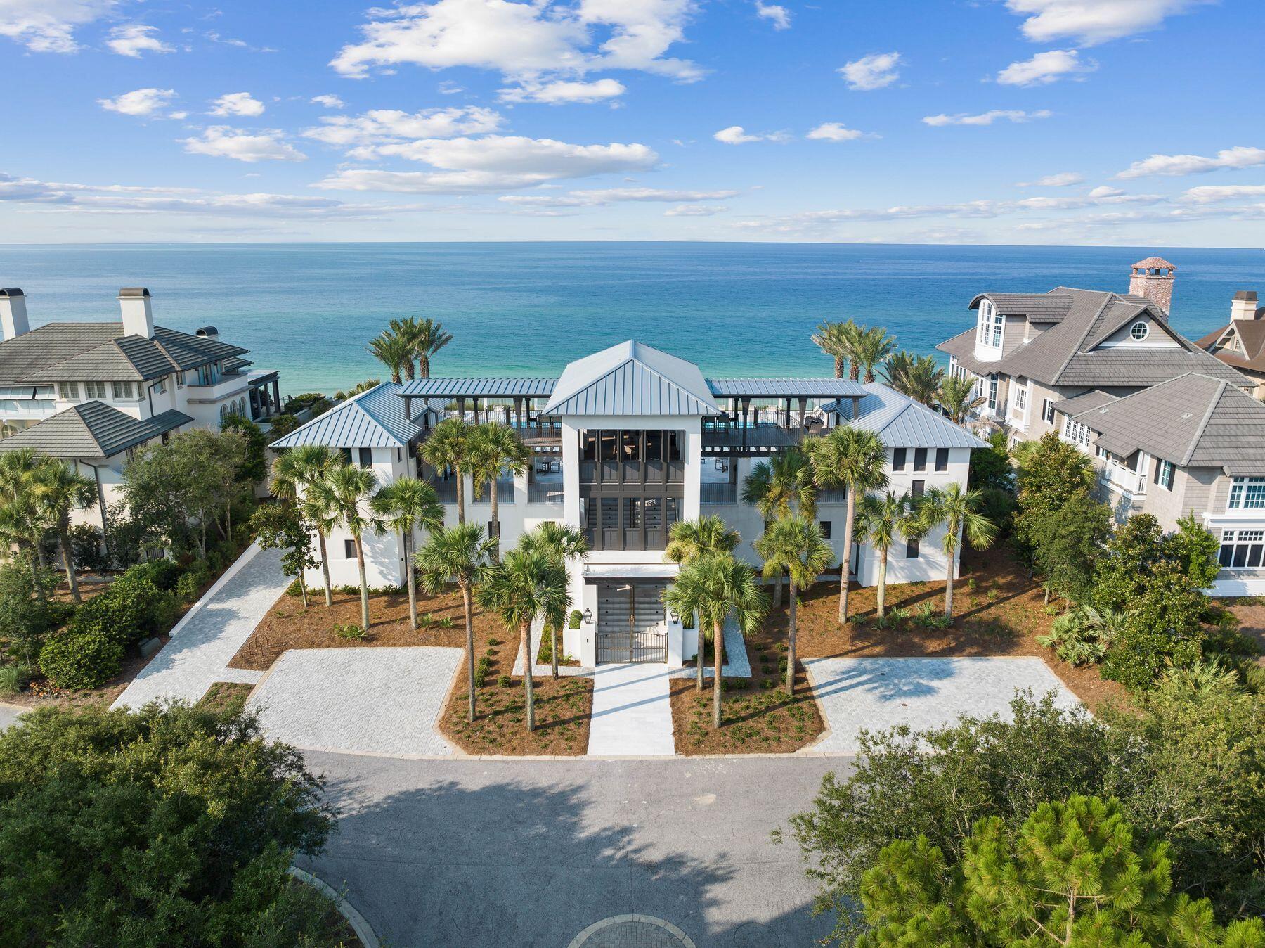 131 W St Lucia Lane