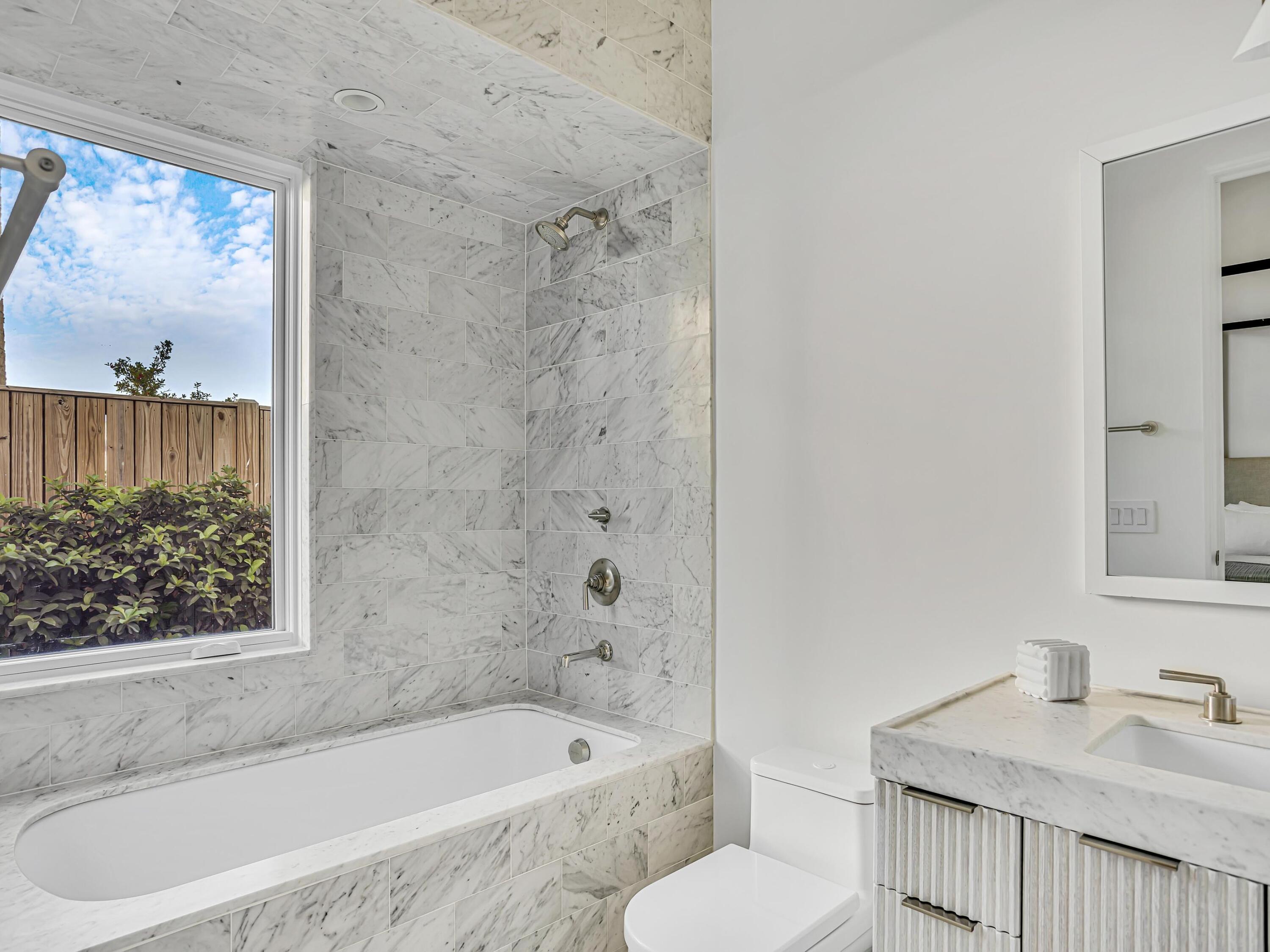 67 Kaiya Beach Lane, Unit A