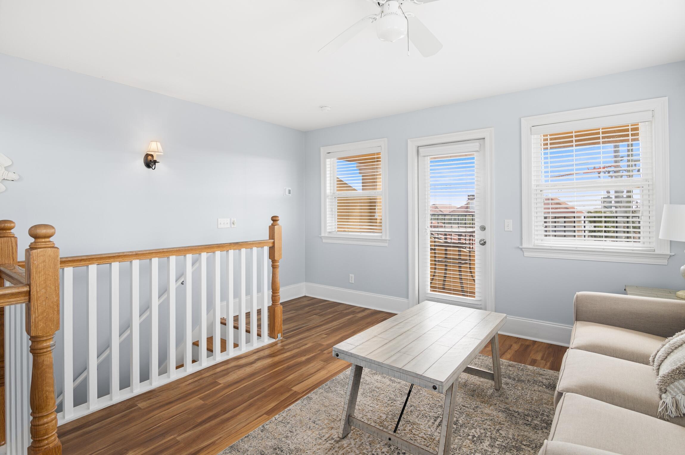 431 La Valencia Circle