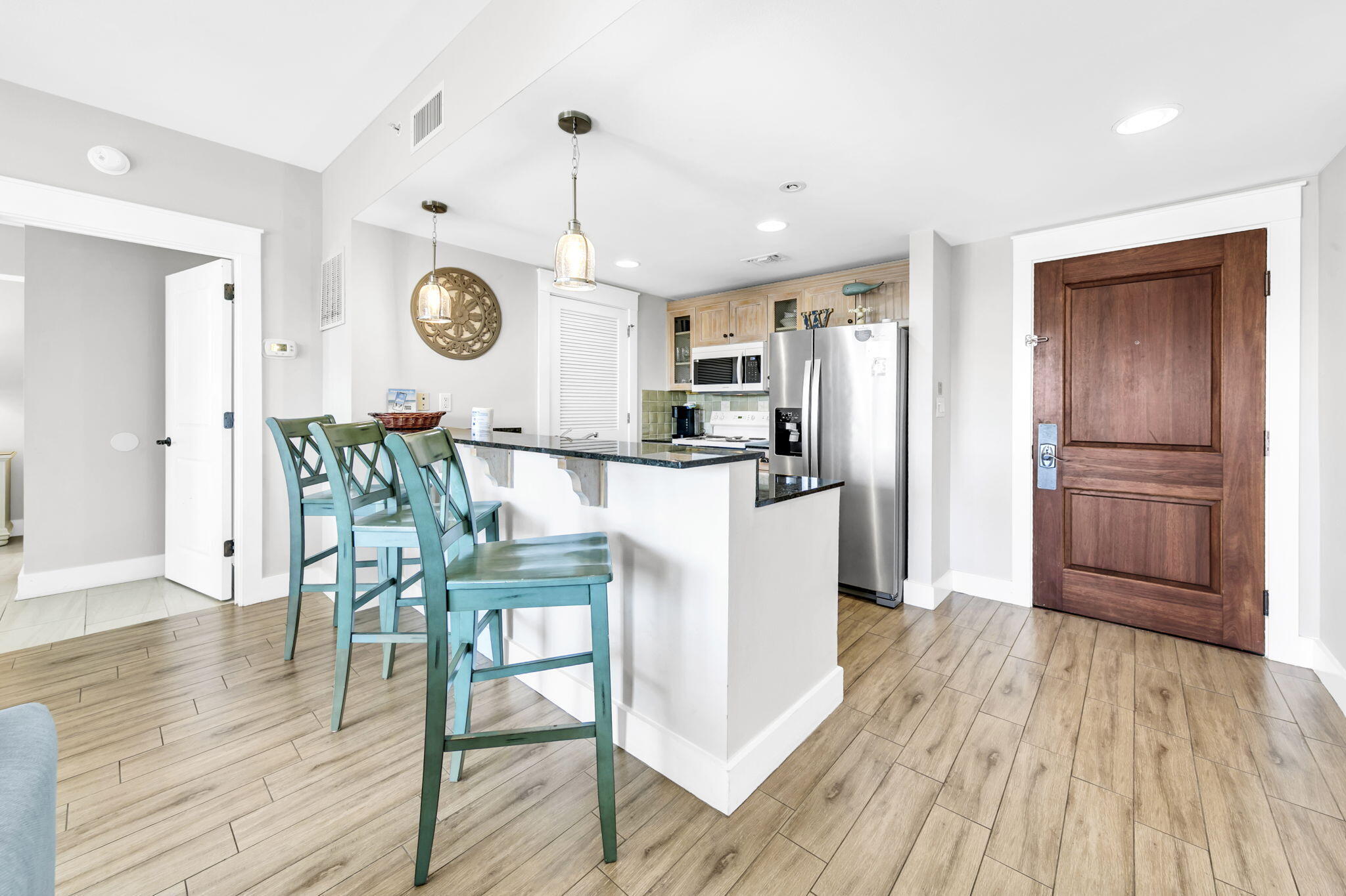 9100 Baytowne Wharf Boulevard 458/460