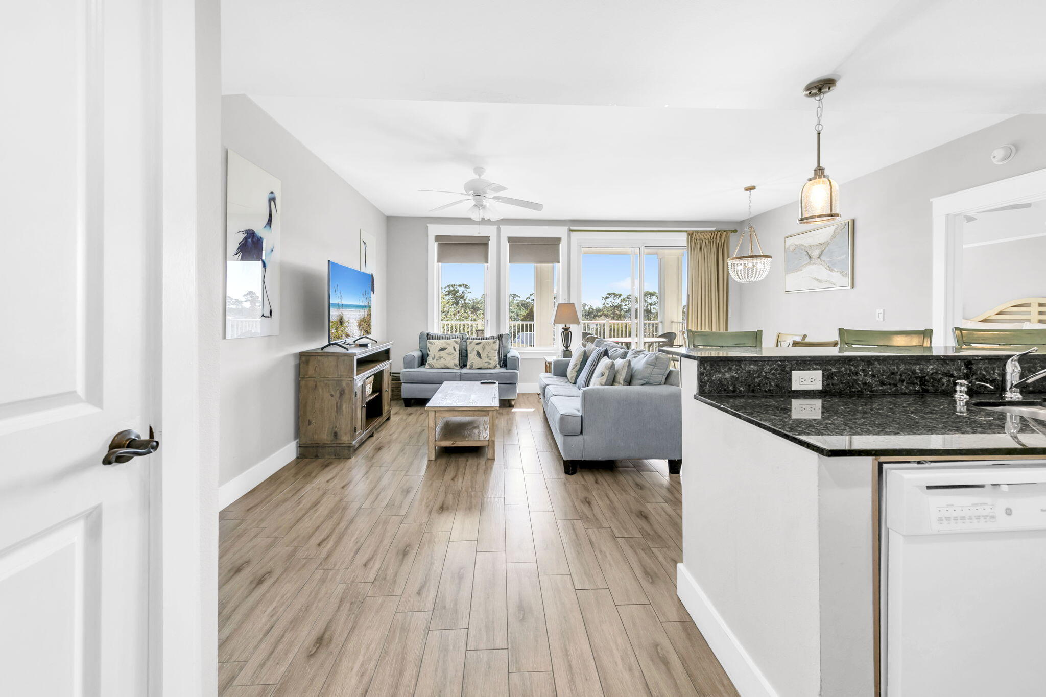 9100 Baytowne Wharf Boulevard 458/460