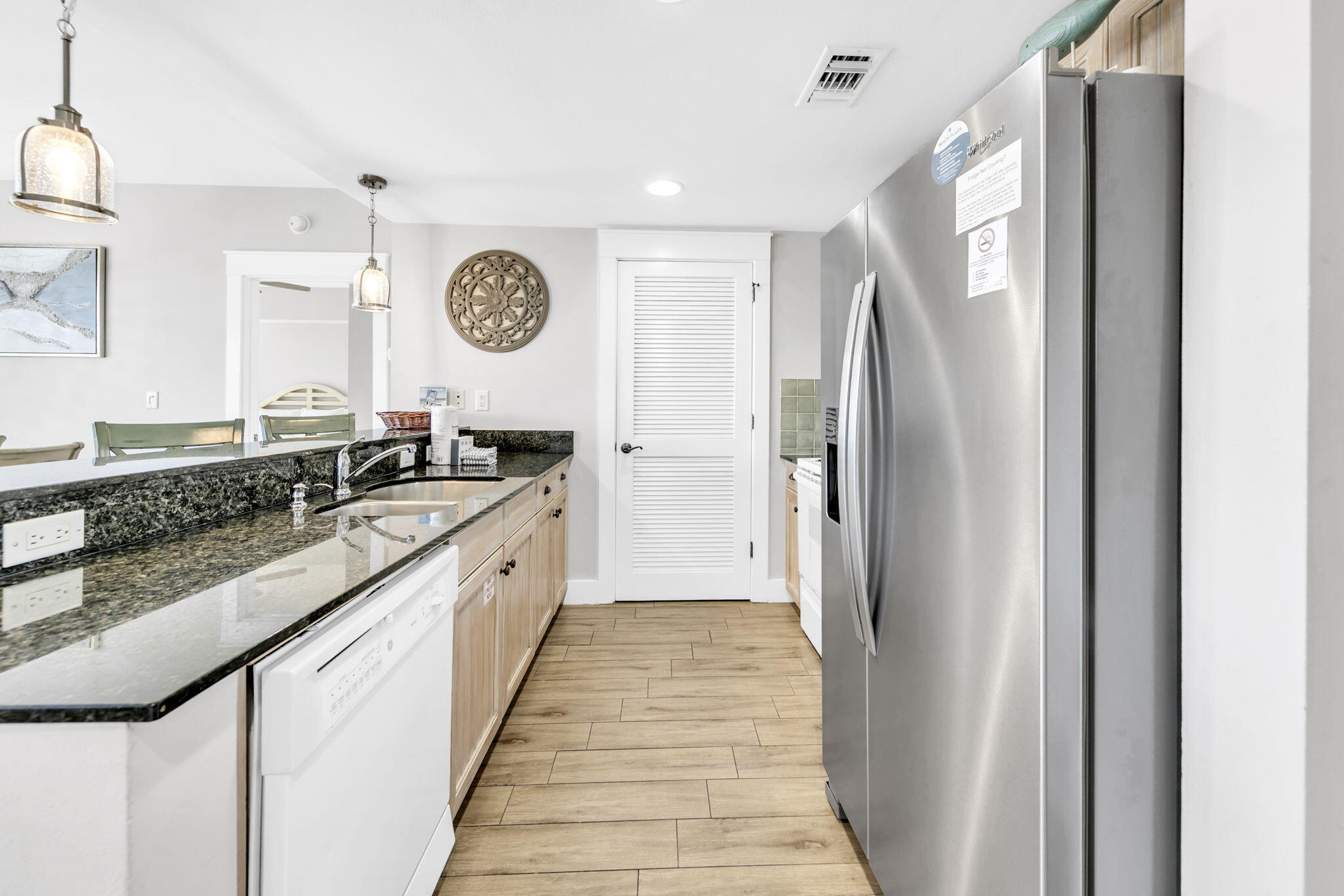 9100 Baytowne Wharf Boulevard 458/460