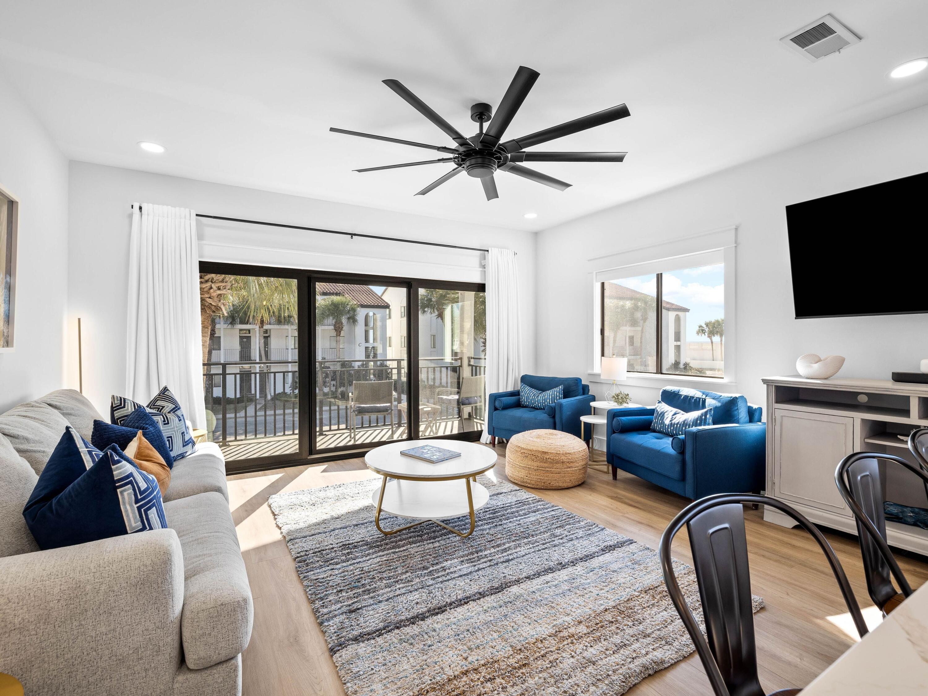 3604 East County Highway 30A D6